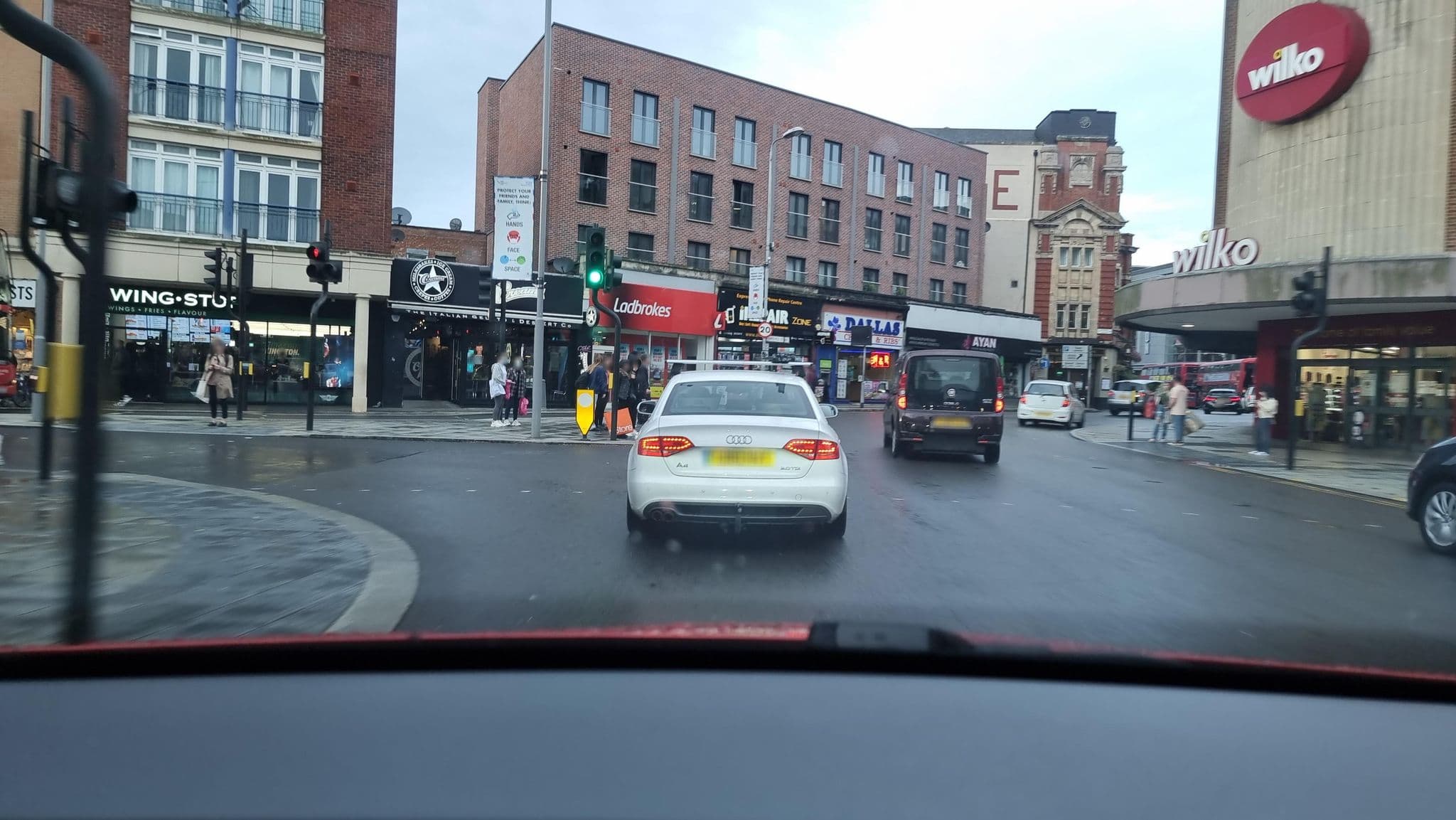 Street view near Double room in the heart of Kingston upon Thames in London - Private Room, Kingston upon Thames — © alexanderar (CC BY-SA · Mapillary)