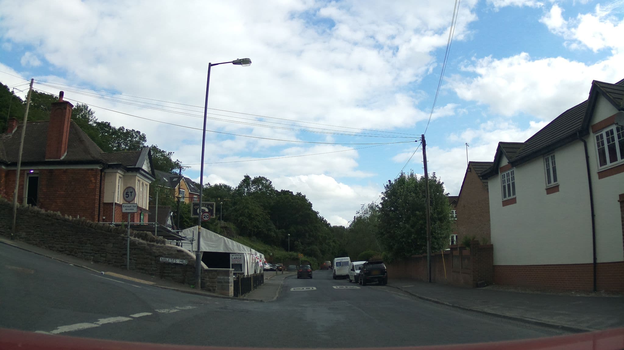 Street view near The Bull Inn, Kingswood — © southglos (CC BY-SA · Mapillary)