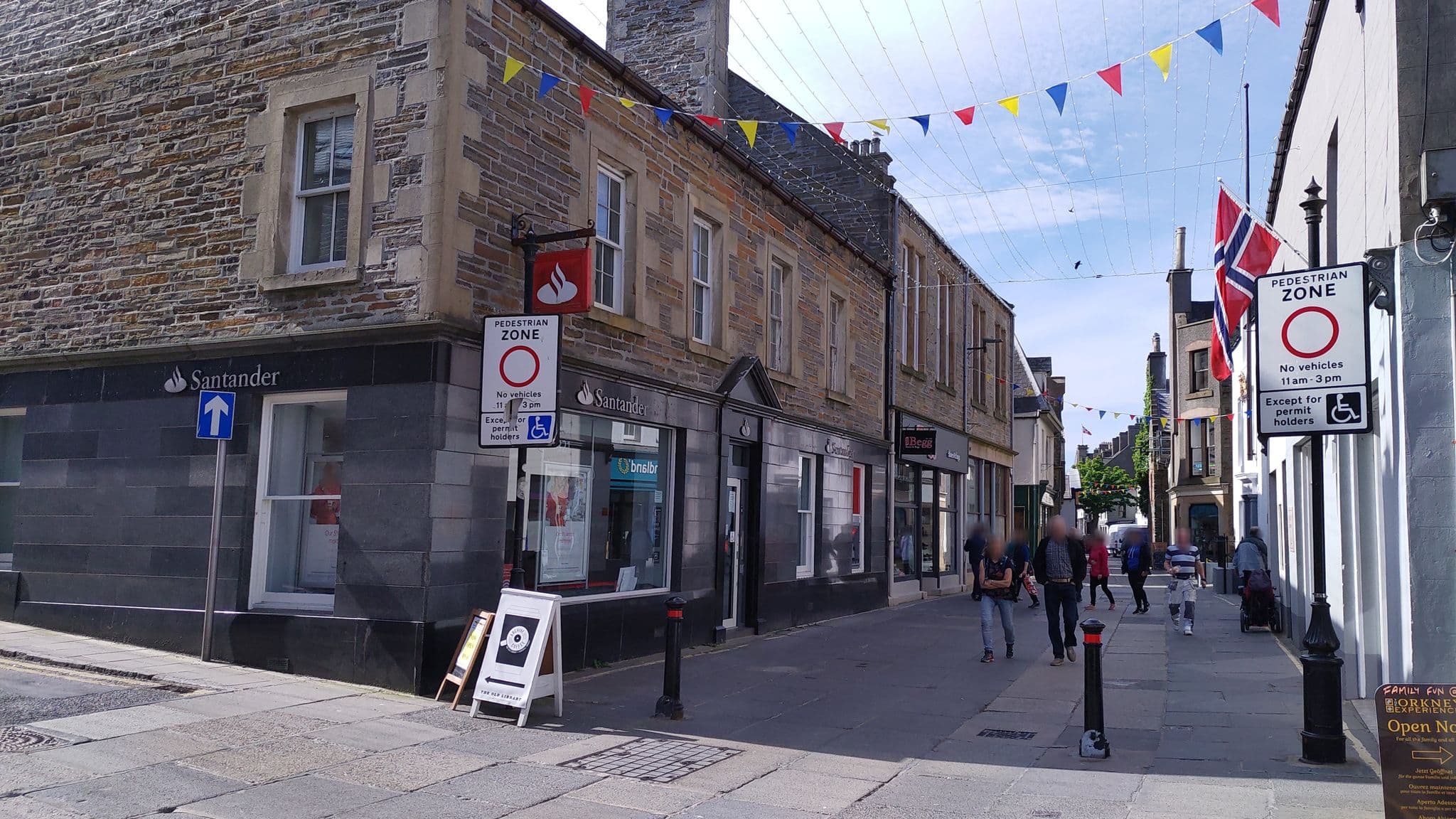 Street view near Pomona Guest House, Kirkwall — © tonys999 (CC BY-SA · Mapillary)