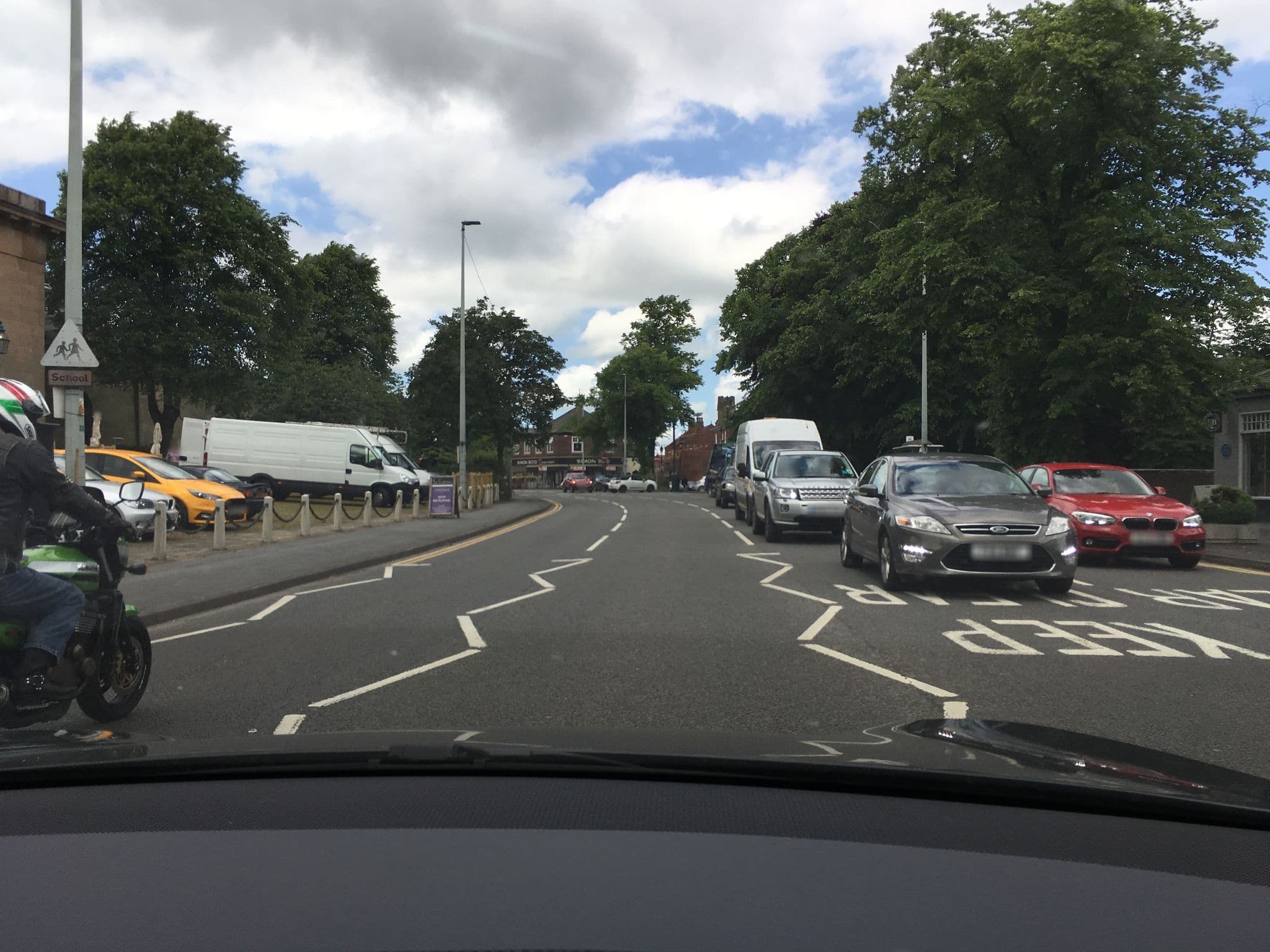 Street view near The Linen Rooms, Knutsford — © julianlb (CC BY-SA · Mapillary)