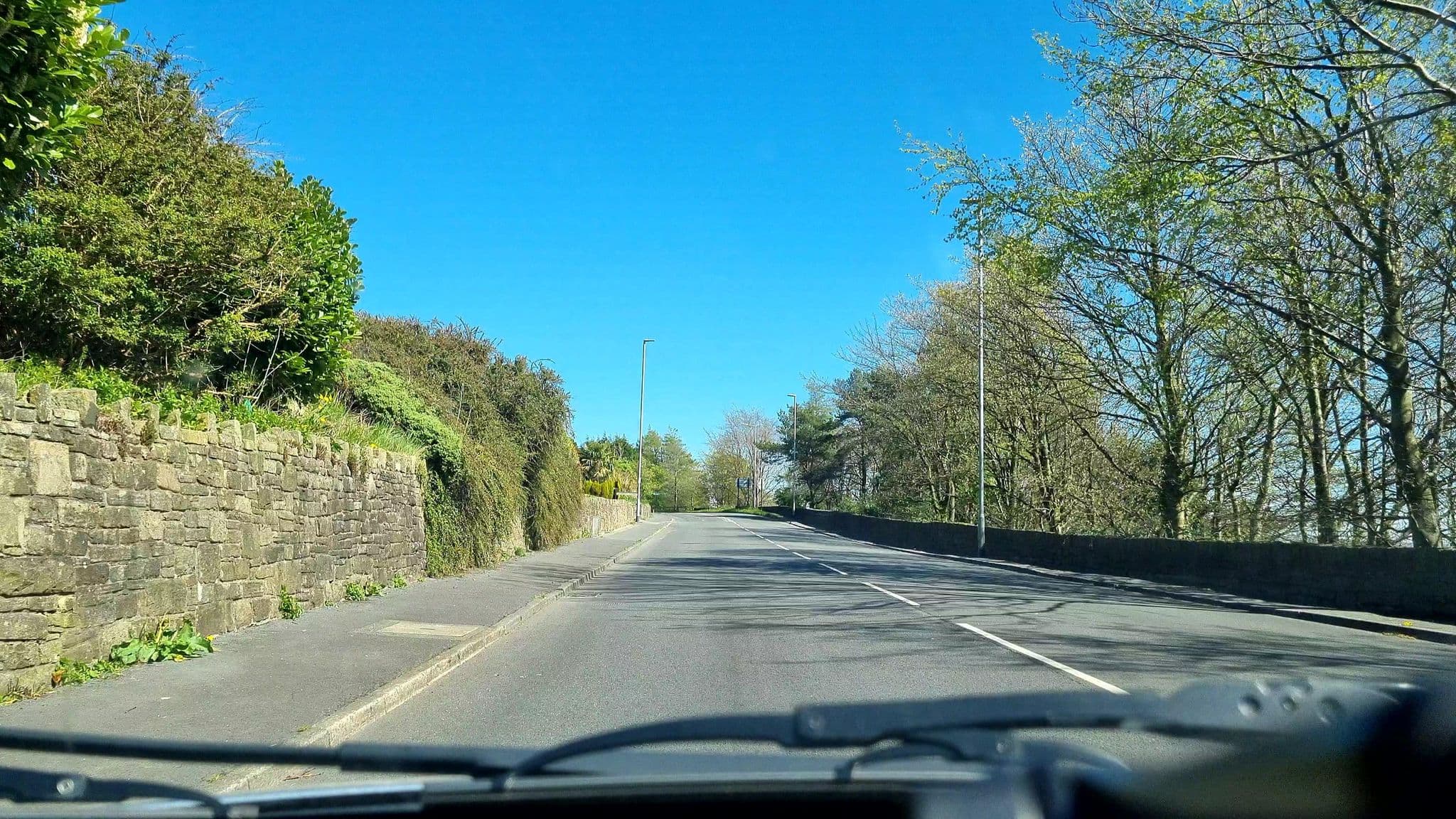Street view near Mrs Featherstones B&B, Lees — © mappo2 (CC BY-SA · Mapillary)
