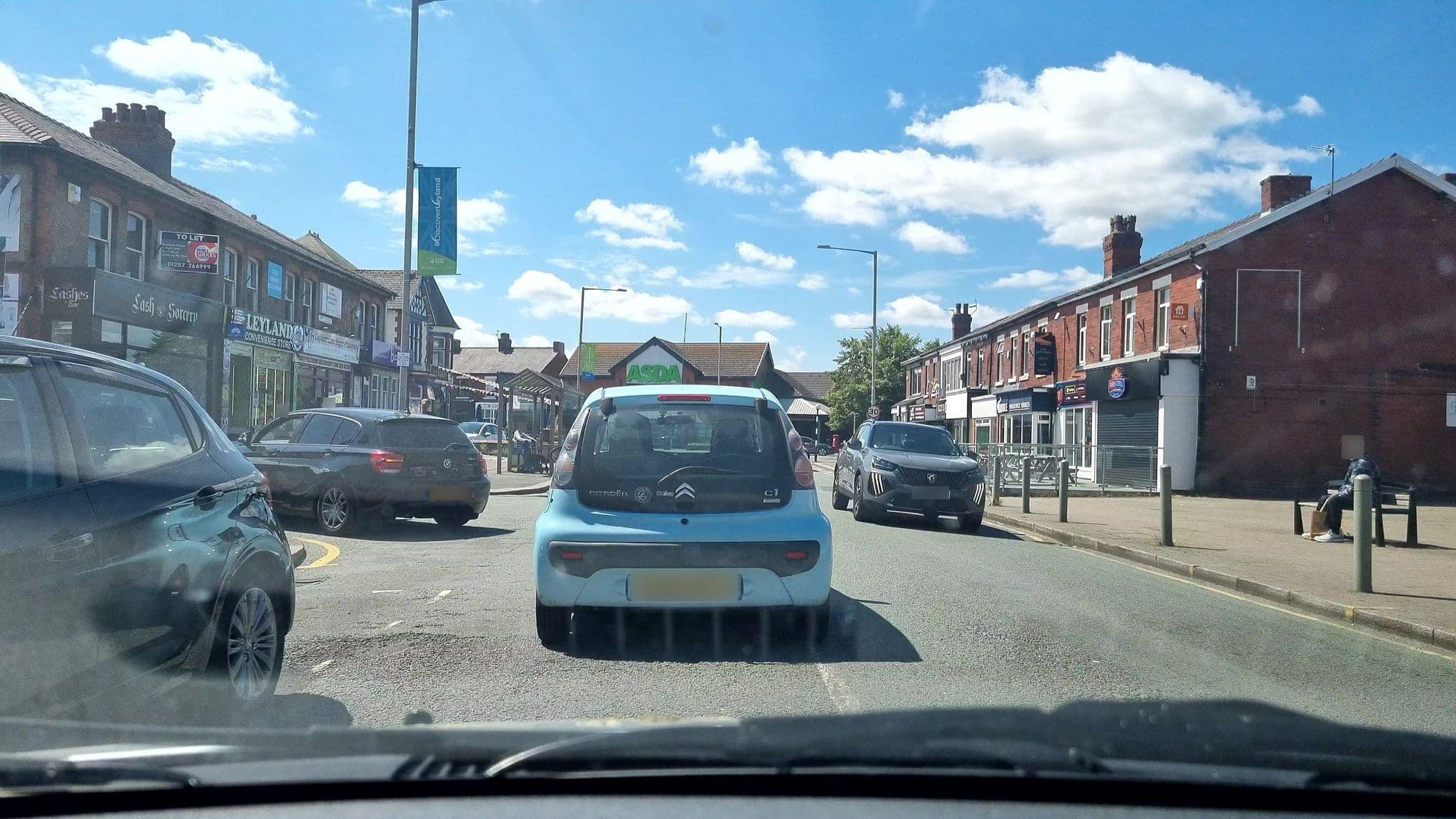 Street view near Gables Hotel, Leyland — © mappo2 (CC BY-SA · Mapillary)