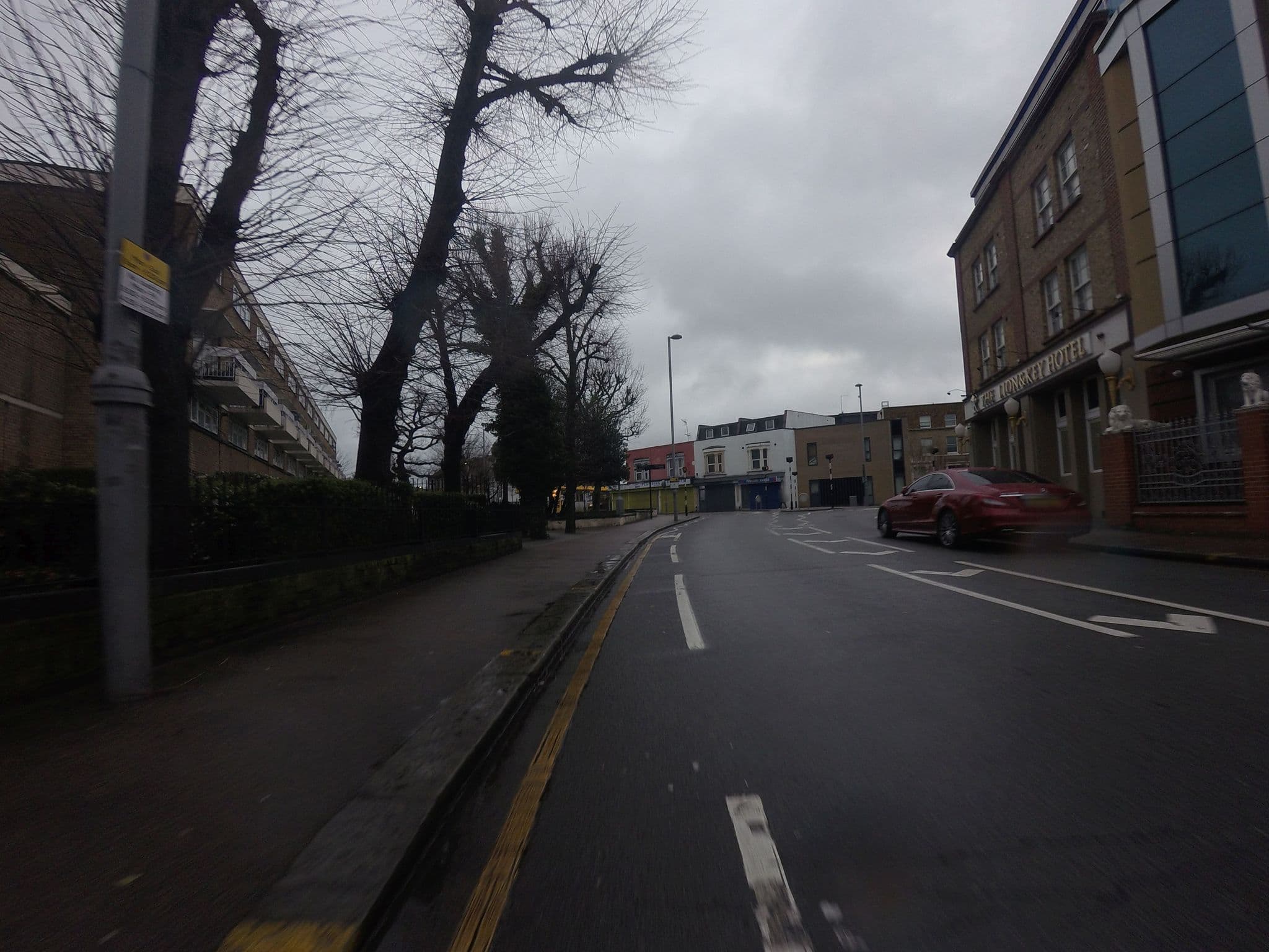 Street view near The Lion & Key Hotel, Leyton — © rskedgell (CC BY-SA · Mapillary)