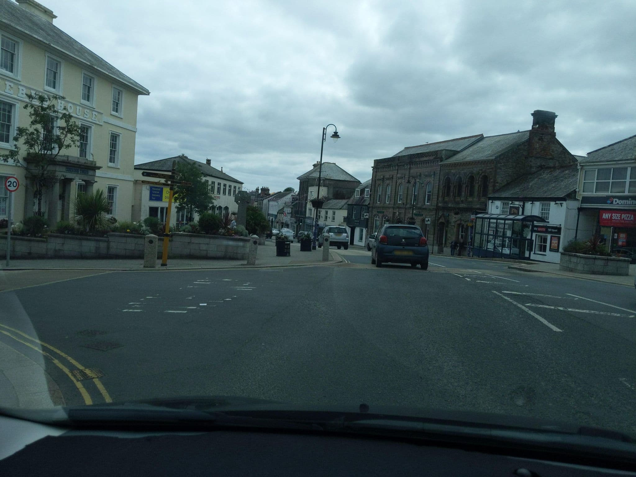 Street view near Fountain Hotel, Liskeard — © WaggyDog (CC BY-SA · Mapillary)