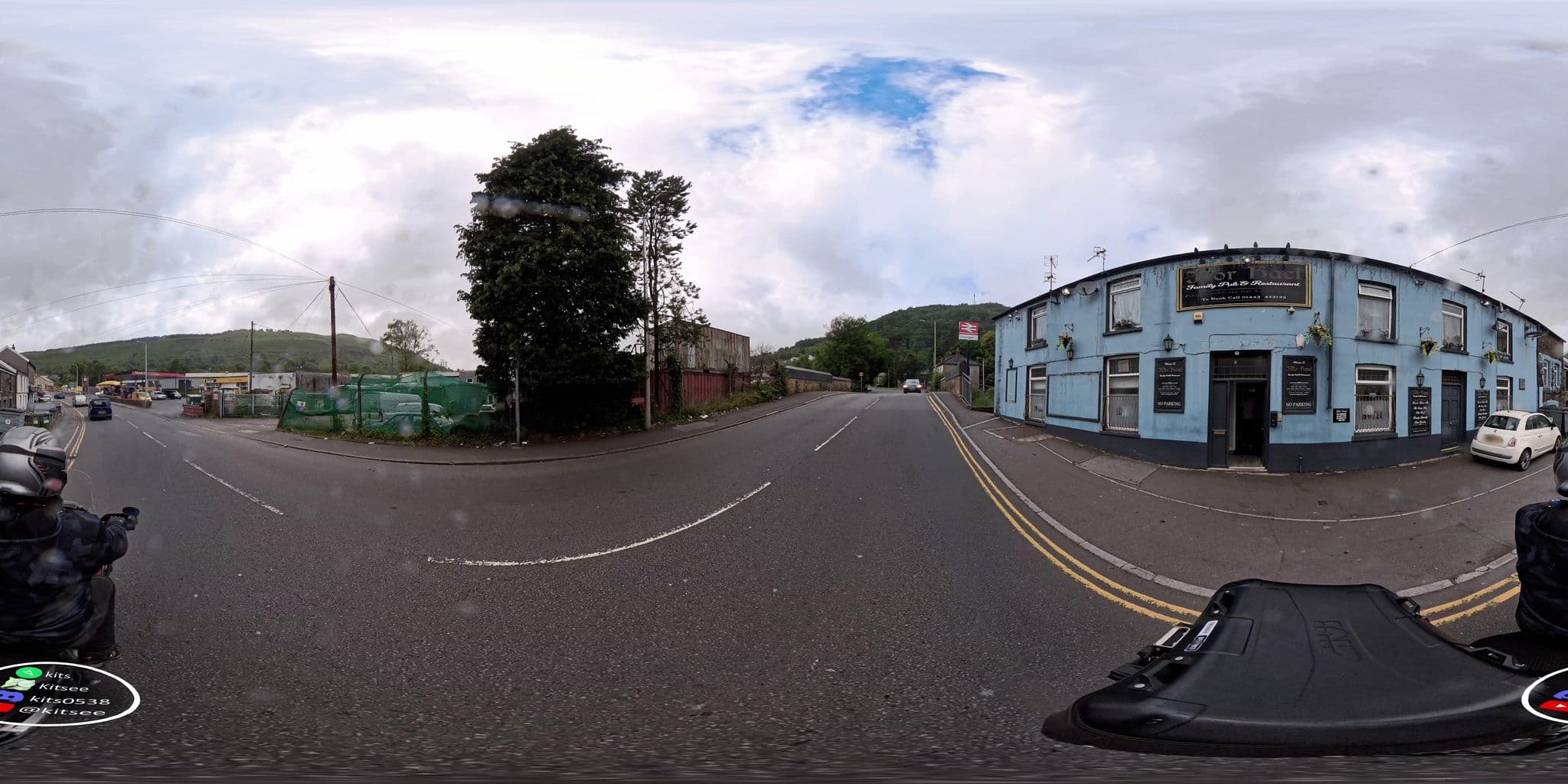 Street view near The Ivor Hael Hotel, Llwynypia — © kits (CC BY-SA · Mapillary)