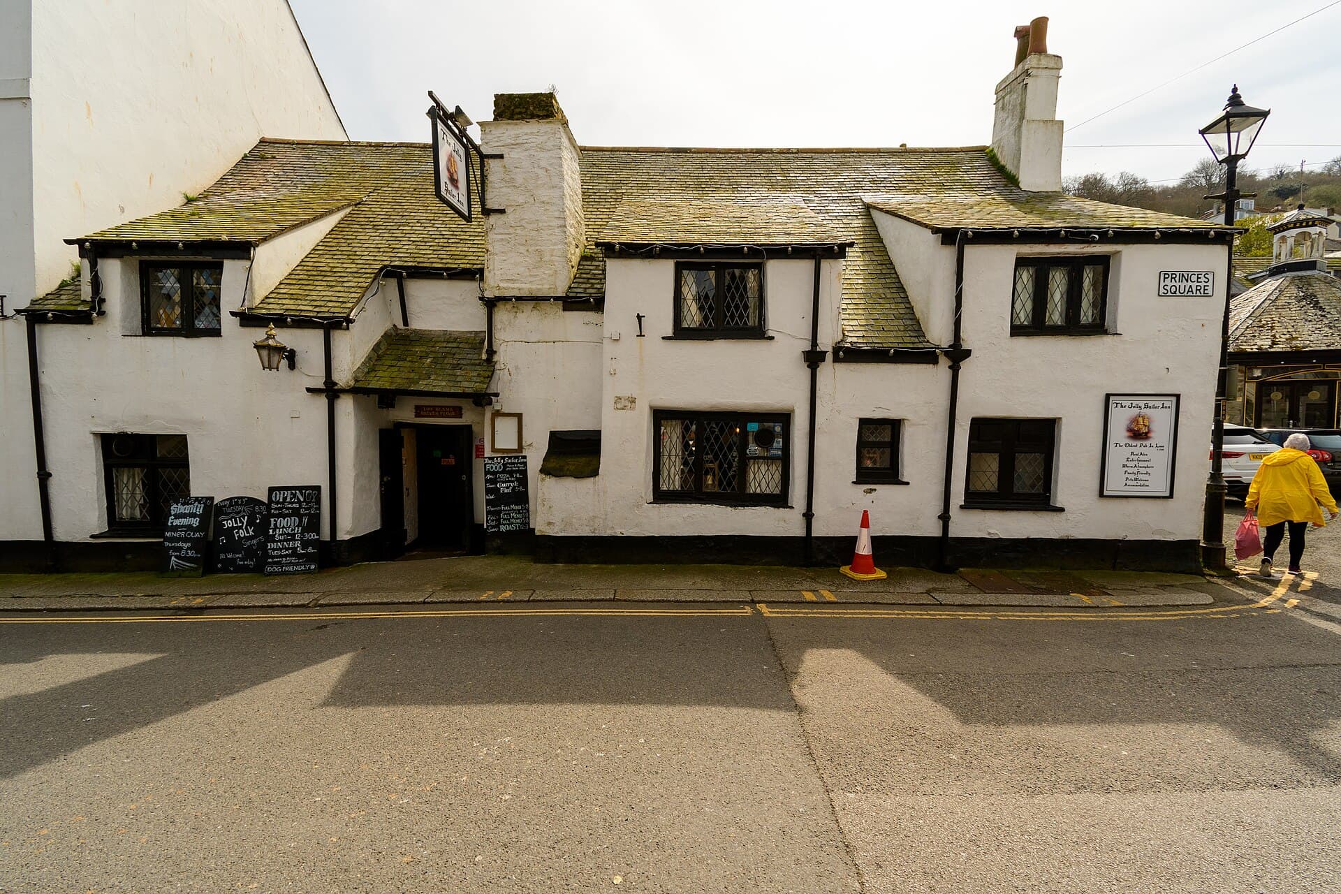 The Jolly Sailor Inn (via Wikimedia Commons, CC0)