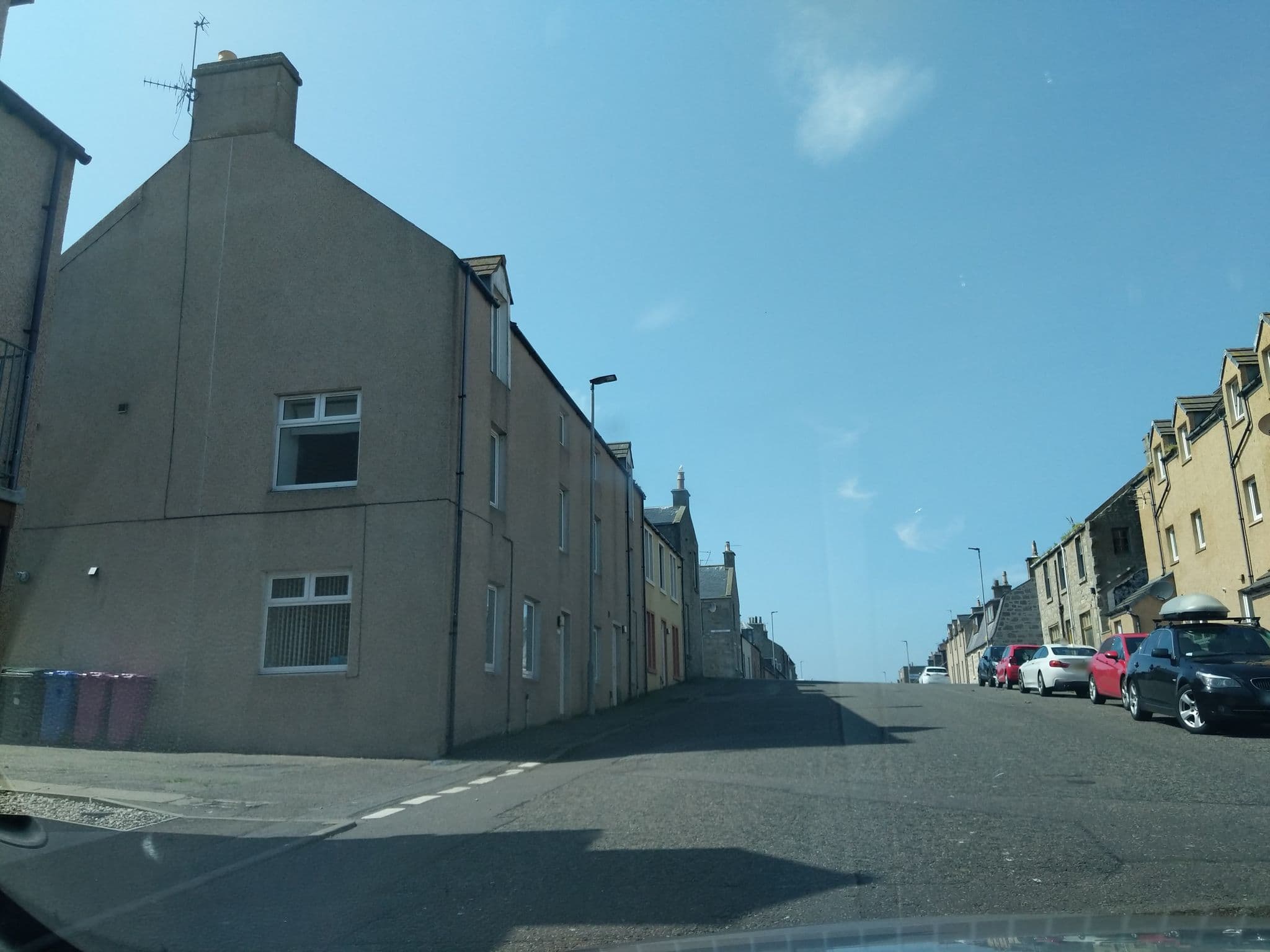 Street view near 5 Pitgaveny Court, Lossiemouth — © ccbb7766 (CC BY-SA · Mapillary)