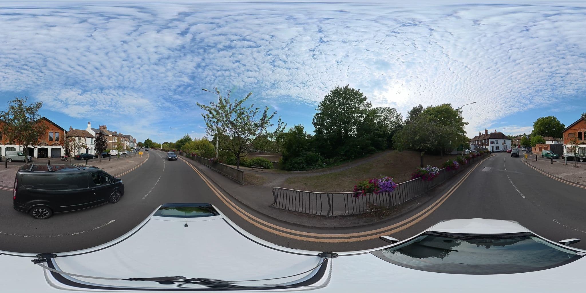 Street view near The Red Lion, Lympne — © osmplus_org (CC BY-SA · Mapillary)
