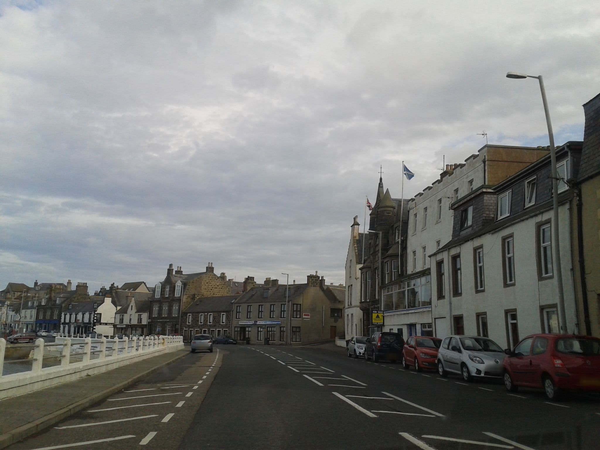 Street view near Seaesta Apartments, Macduff — © rudolfmayer (CC BY-SA · Mapillary)