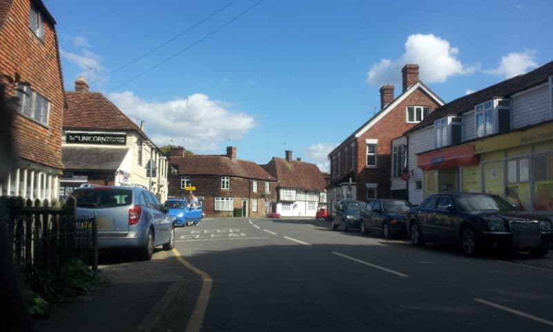 Street view near Unicorn Hotel, Marden — © paulbiv (CC BY-SA · Mapillary)