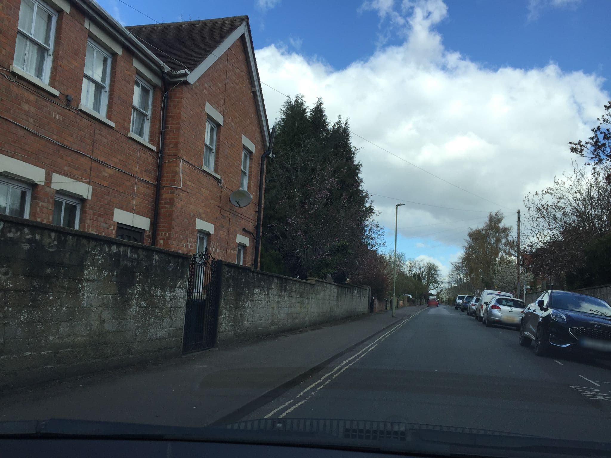Street view near The Social Media Hotelier, Oxford — © laye (CC BY-SA · Mapillary)