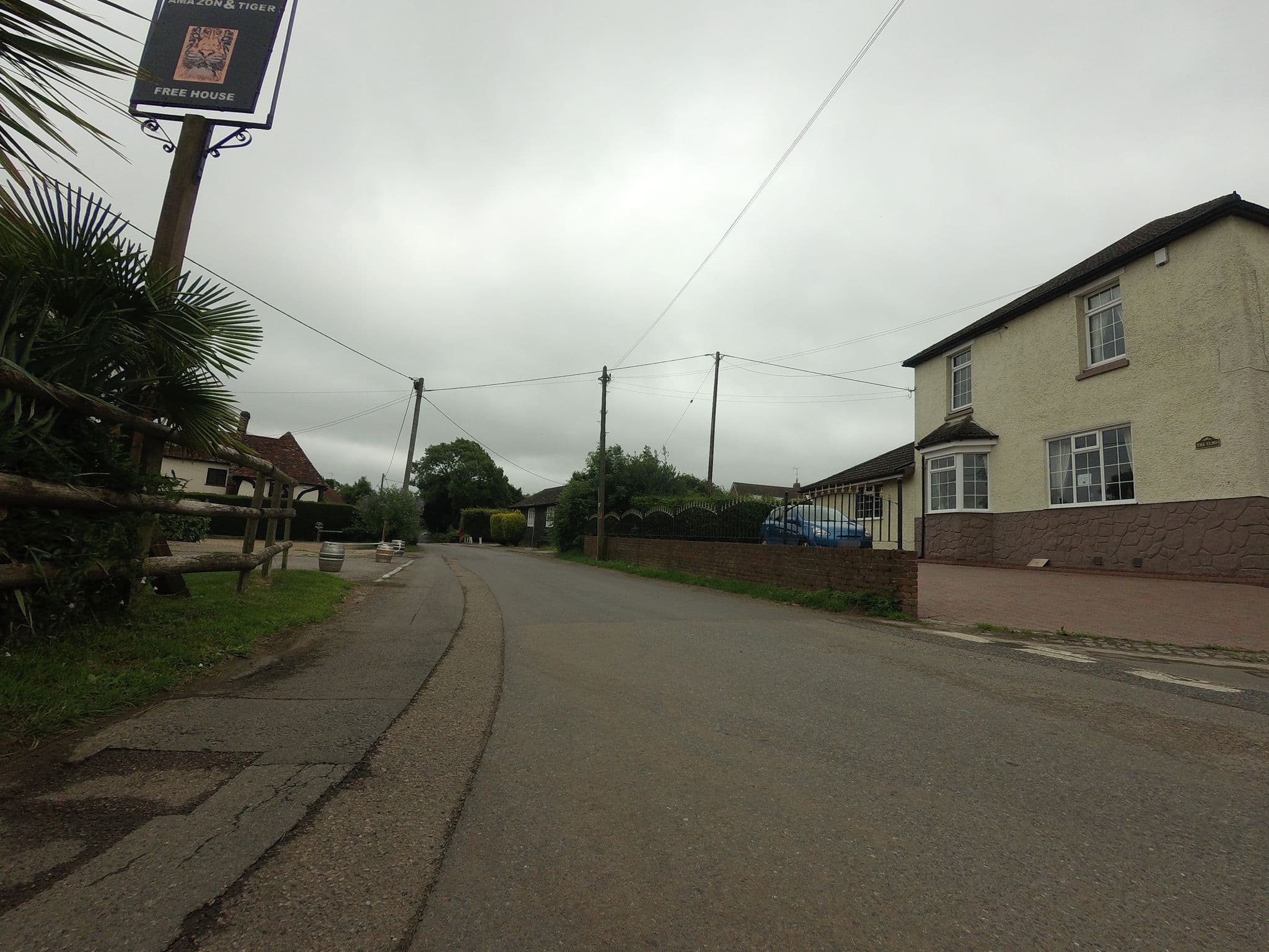 Street view near Beagle Hotel, Culverstone Green — © tallguy (CC BY-SA · Mapillary)