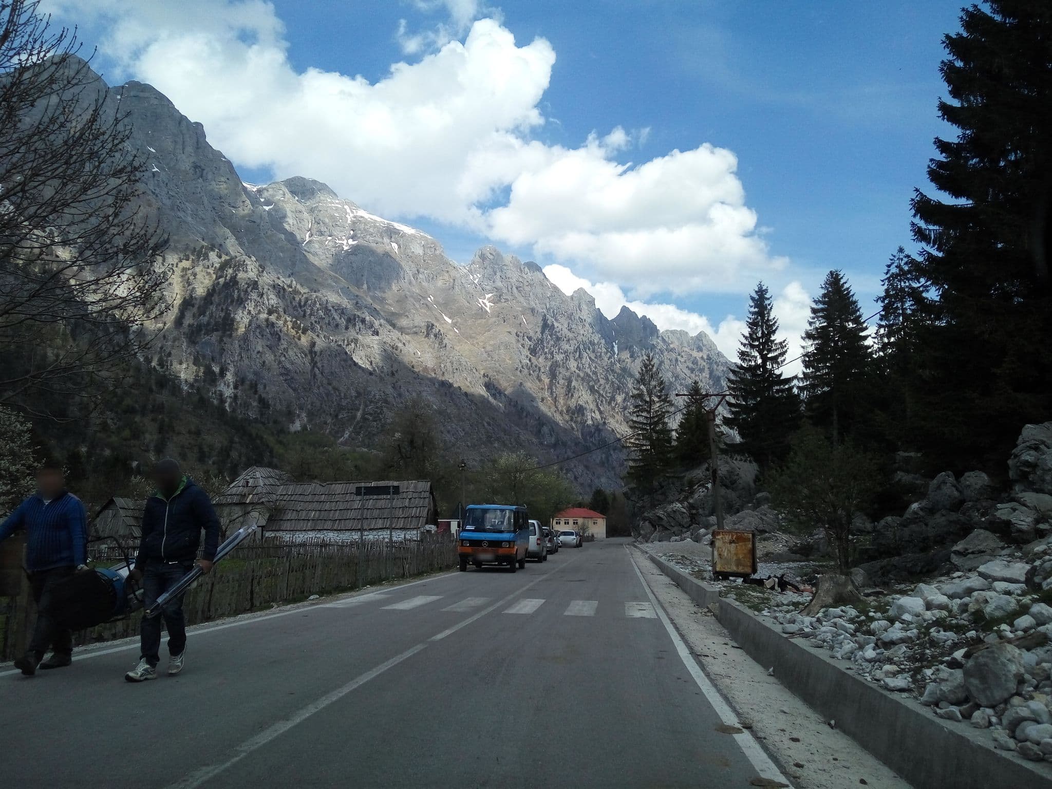 Street view near Bujtina2, Bajram Curri — © ardob11 (CC BY-SA · Mapillary)