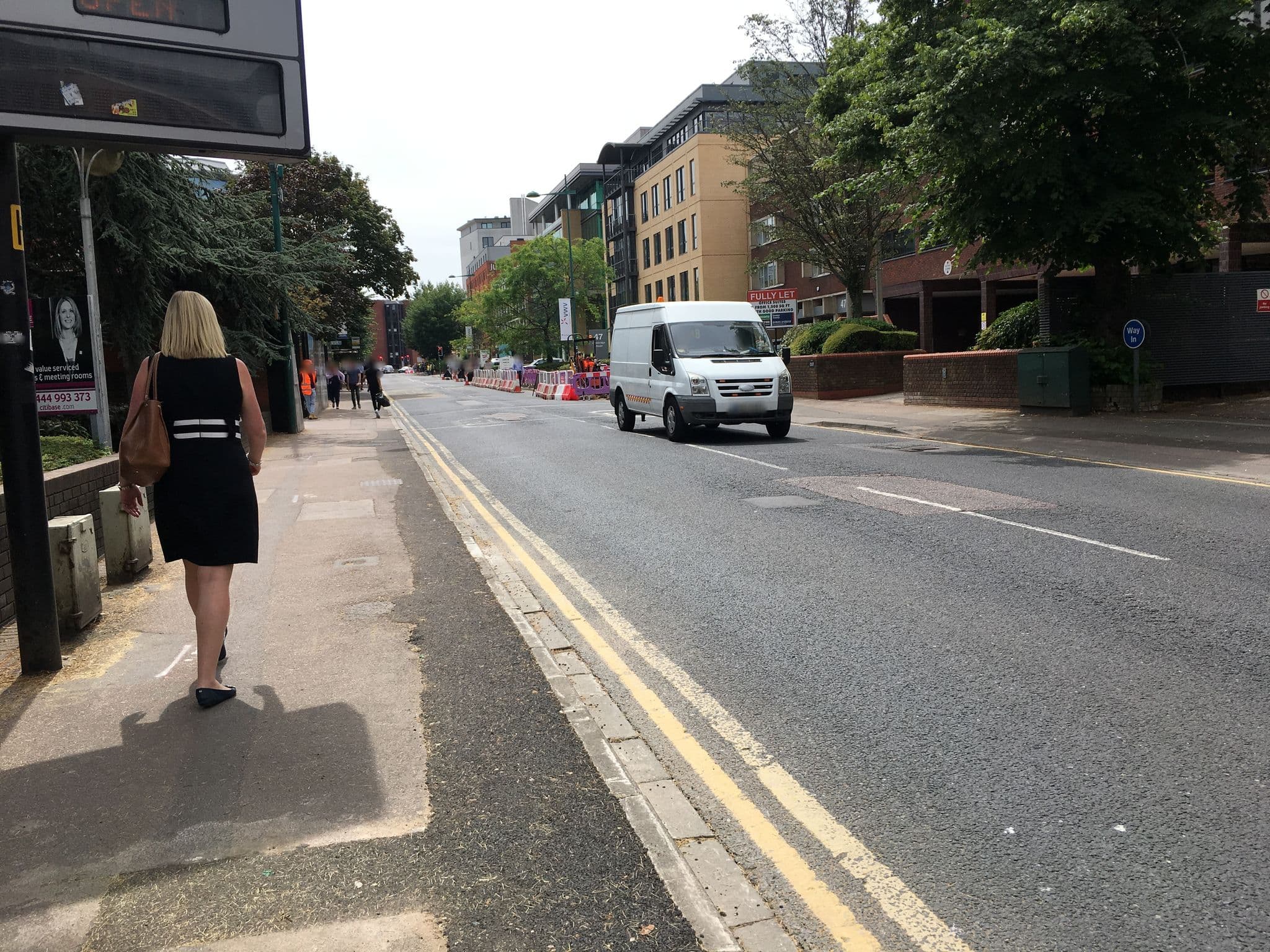 Street view near Royal Hotel London St Paul´s, Watford — © 4004 (CC BY-SA · Mapillary)