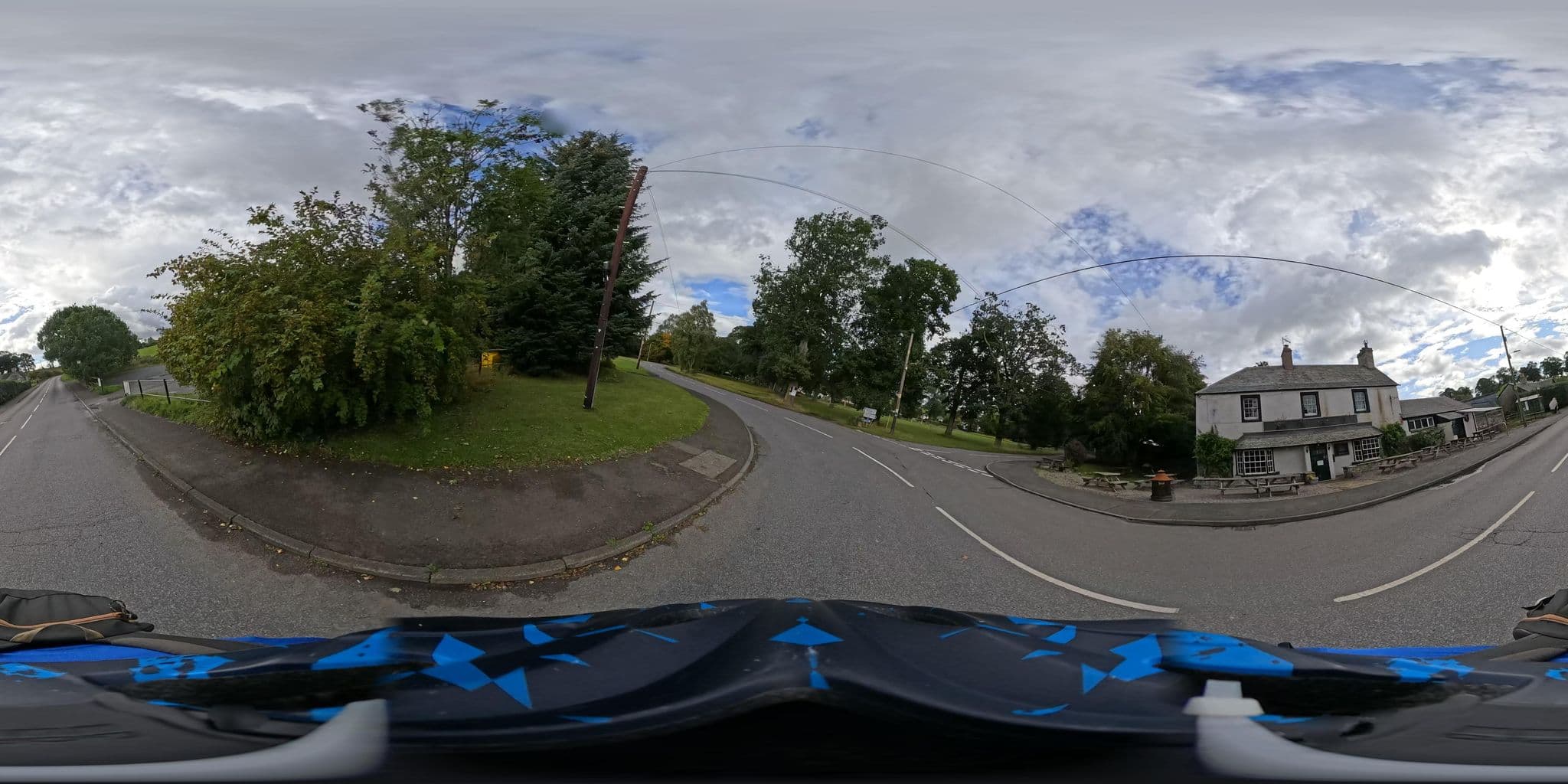 Street view near The Pitcairngreen Inn, Almondbank — © coetserw (CC BY-SA · Mapillary)