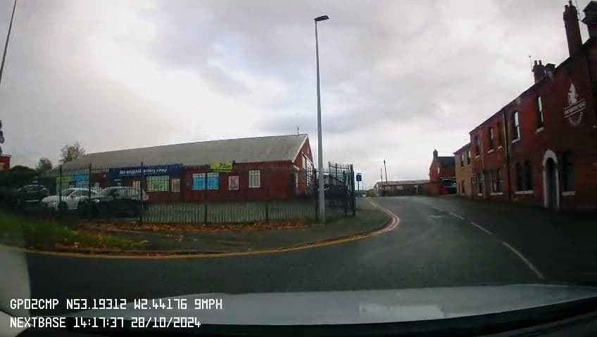 Street view near The Kinderton Hotel, Middlewich — © mapillarygelec (CC BY-SA · Mapillary)