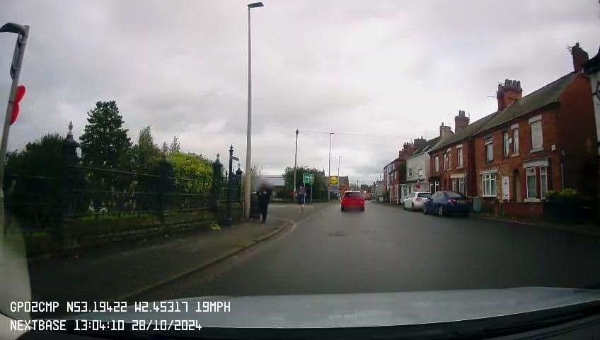 Street view near The Golden Lion (Middlewich) Ltd, Middlewich — © mapillarygelec (CC BY-SA · Mapillary)
