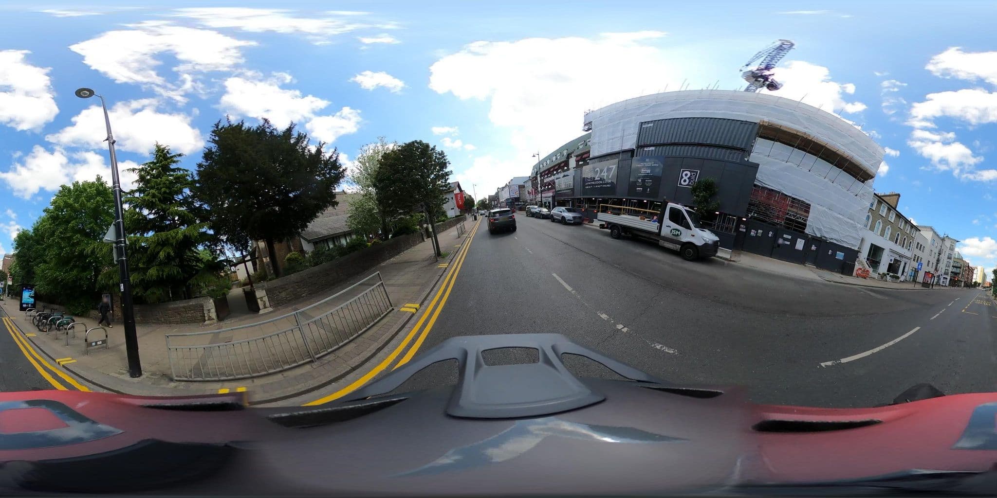 Street view near Antoinette Hotel Wimbledon, Wimbledon — © cueditsmaps (CC BY-SA · Mapillary)