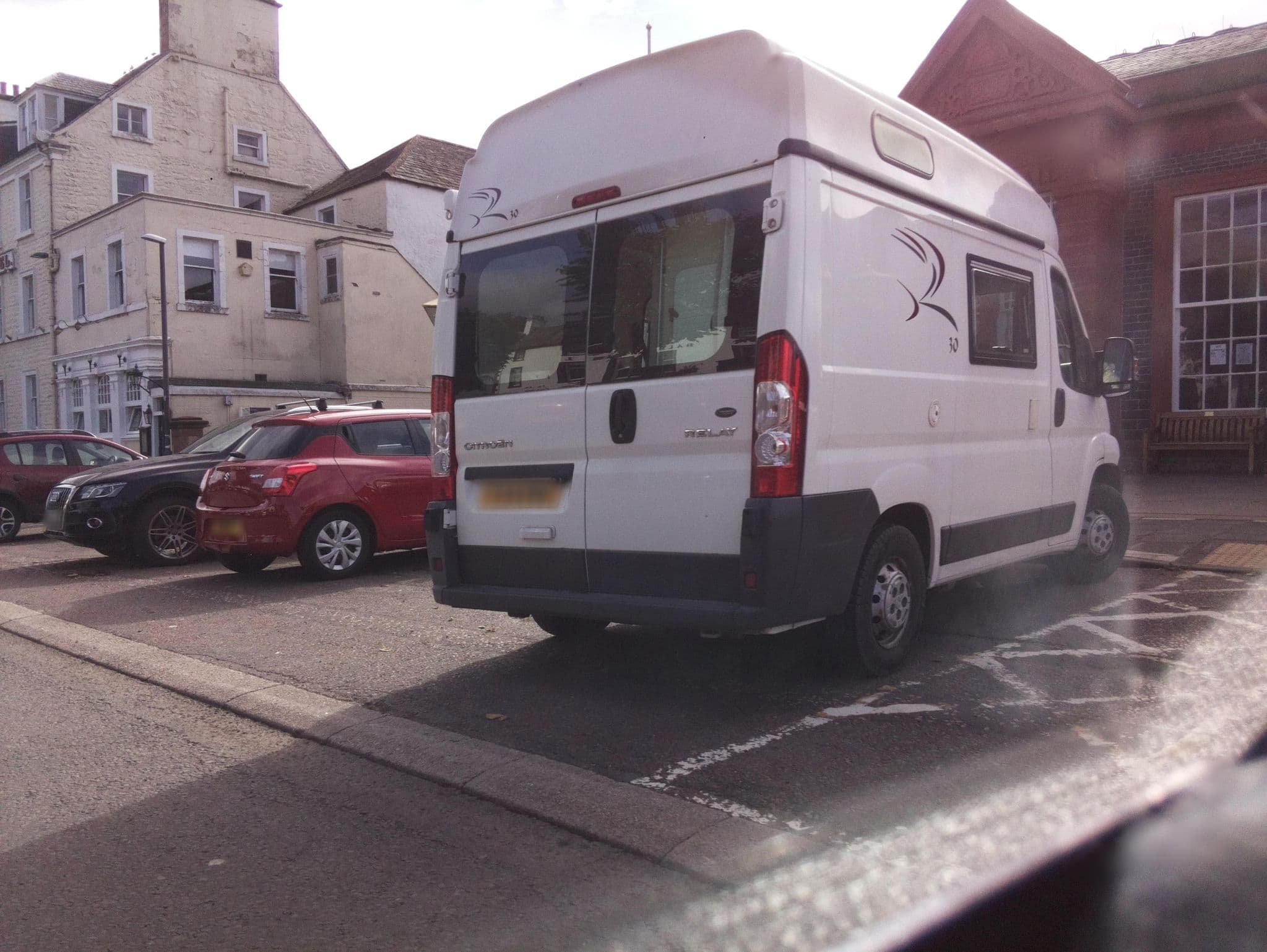 Street view near Annandale Arms Hotel, Restaurant, Bar, Events, Moffat — © southglos (CC BY-SA · Mapillary)