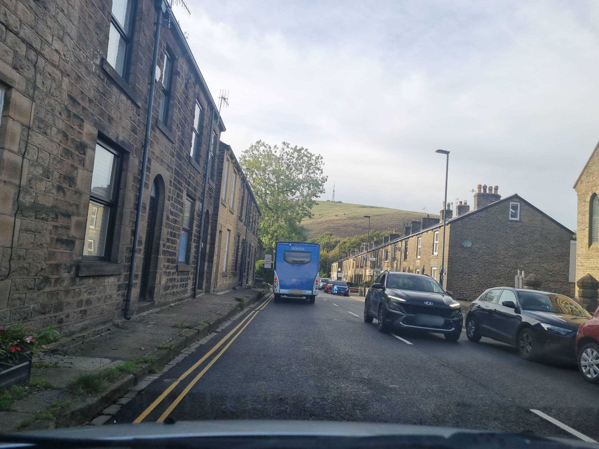 Street view near Dovestone Luxury Lodges - Pets Welcome, Saddleworth — © mappo2 (CC BY-SA · Mapillary)