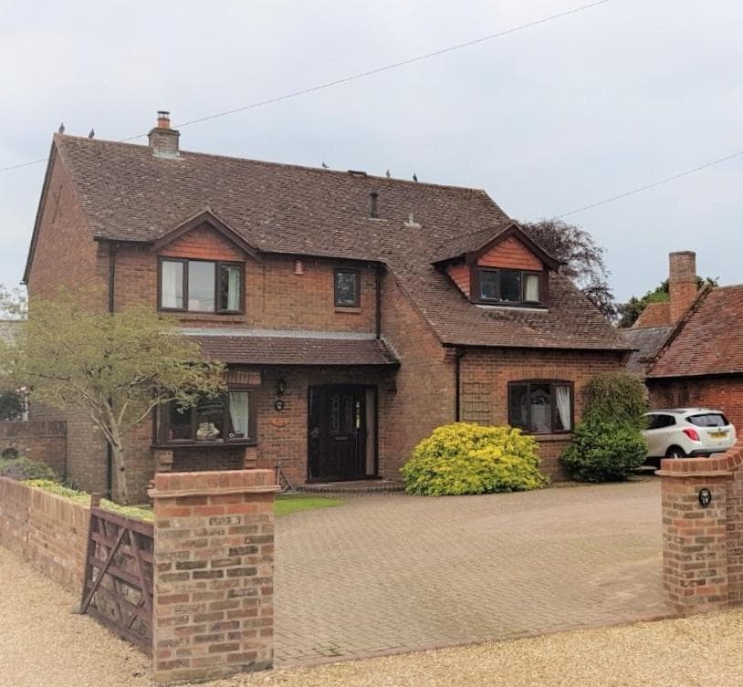 Barn Court Bed and Breakfast, Milford on Sea