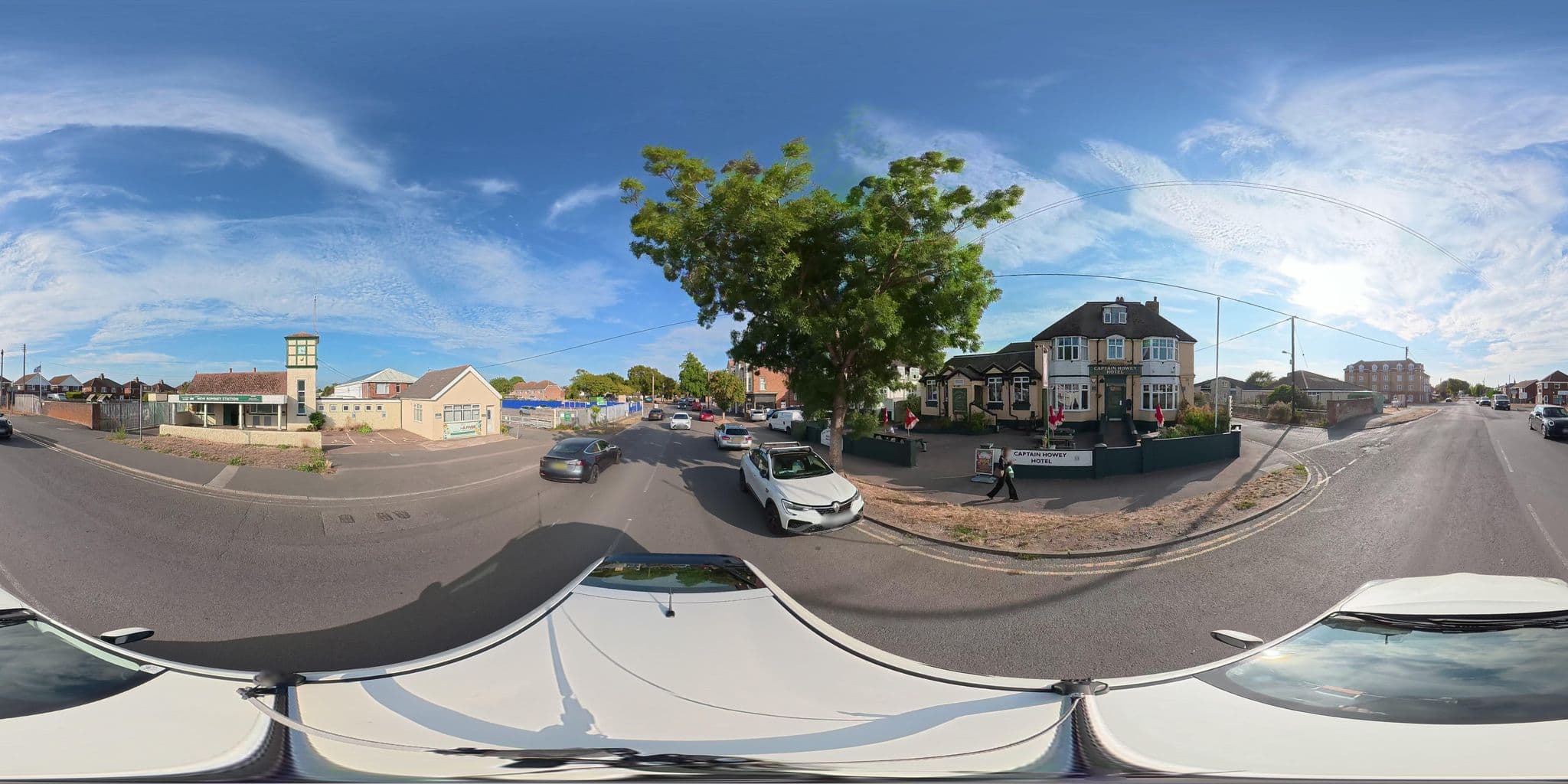 Street view near The Captain Howey Hotel, New Romney — © osmplus_org (CC BY-SA · Mapillary)