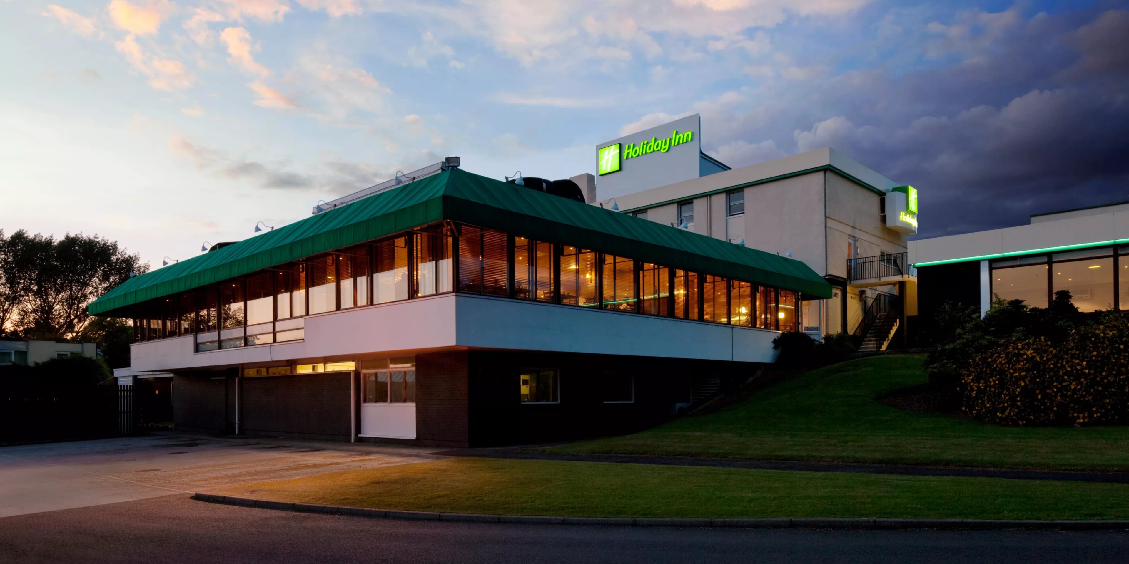 Holiday Inn Stoke on Trent M6, JCT.15 by IHG, Newcastle under Lyme