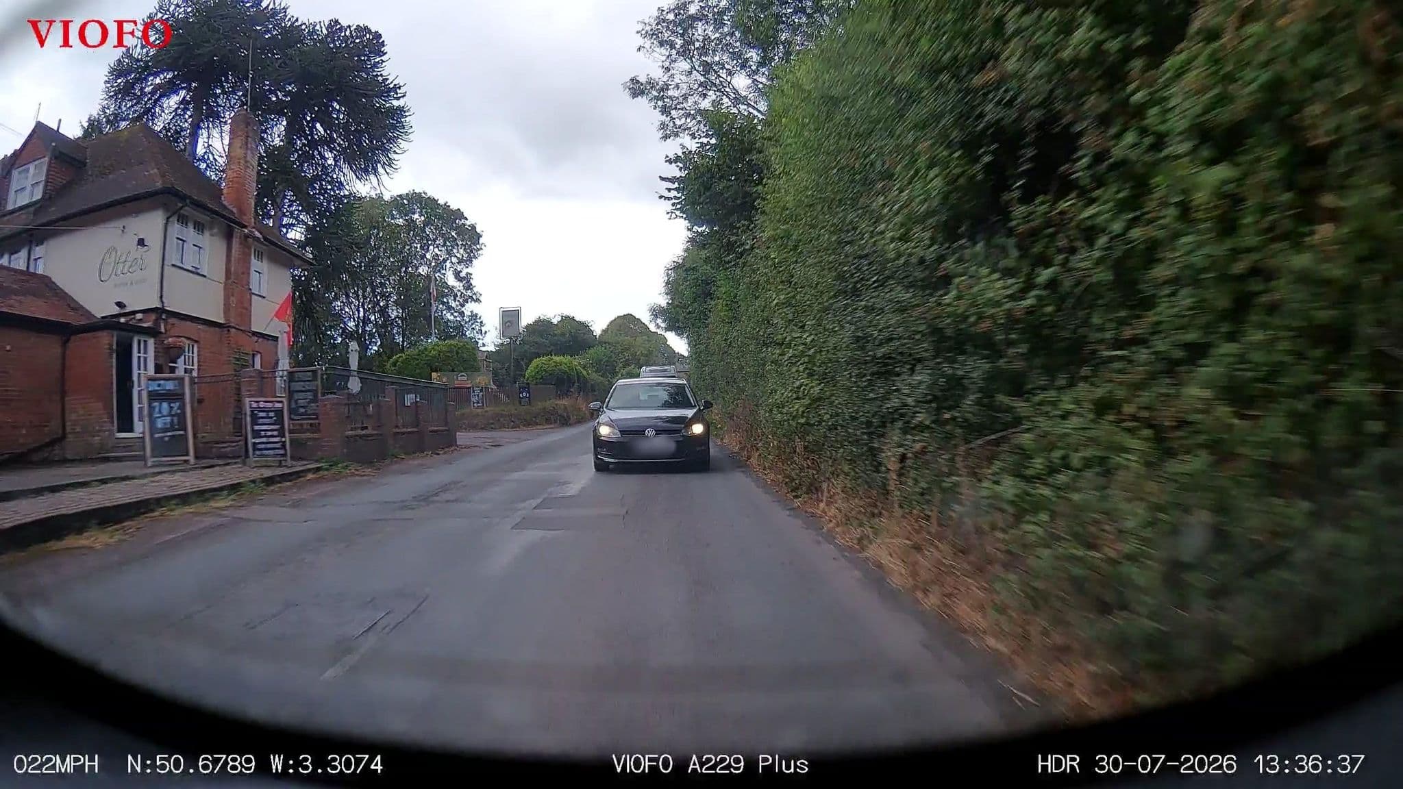 Street view near The Otter Inn, Colaton Raleigh, Newton Poppleford — © RyanBush (CC BY-SA · Mapillary)