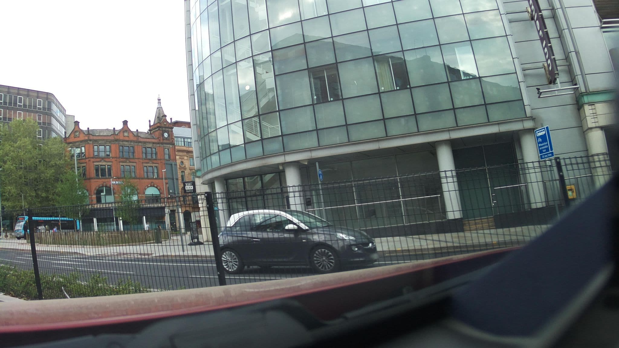 Street view near Nottingham - 5 Beds - Sleeps 11 - Garden - Parking, Nottingham — © southglos (CC BY-SA · Mapillary)