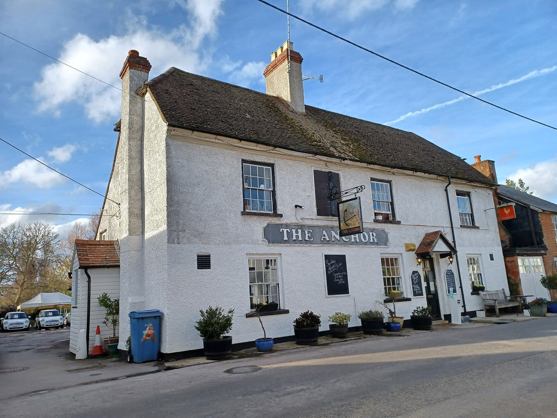 The Anchor Inn (via Wikimedia Commons, CC BY-SA 4.0)