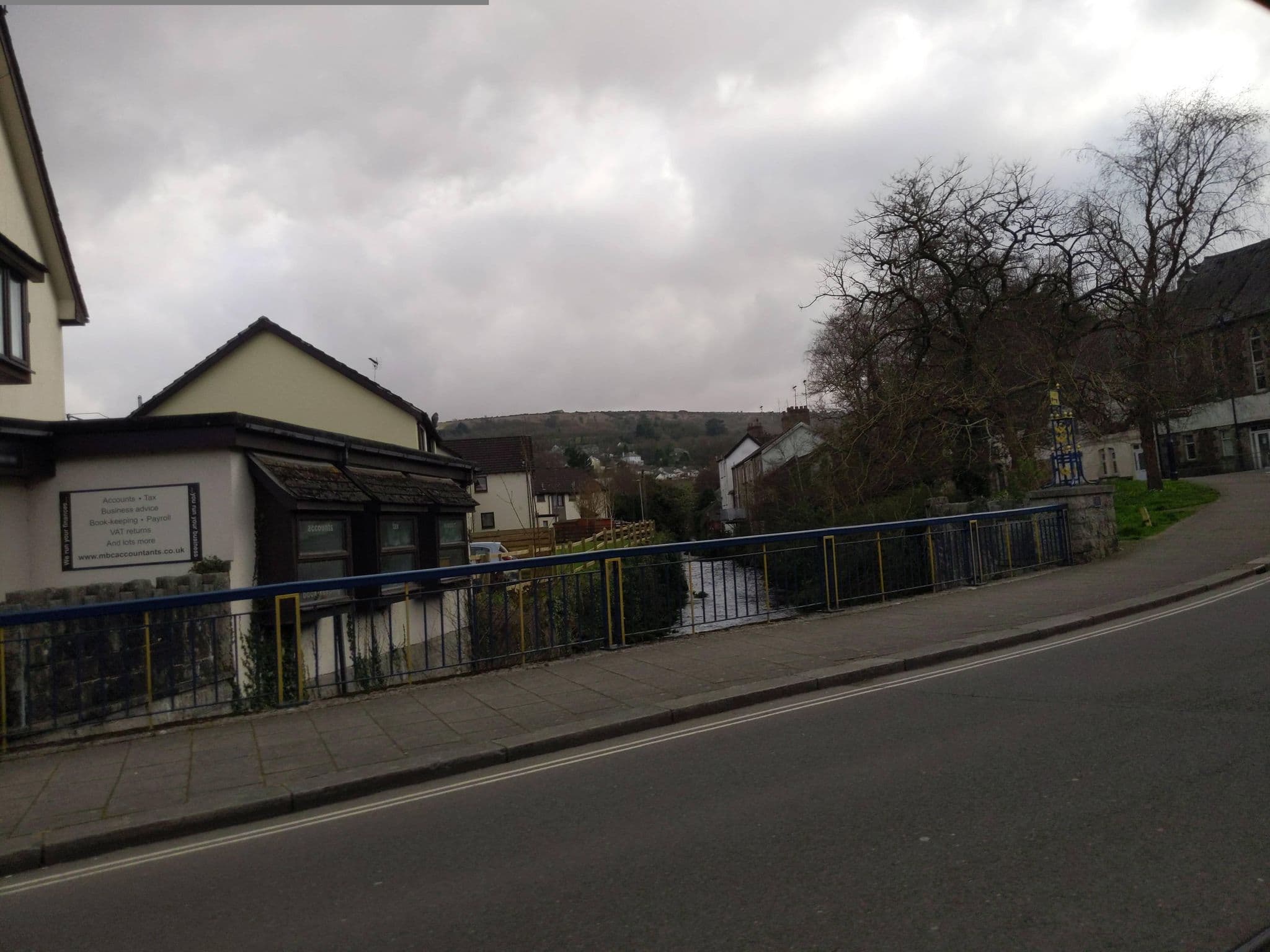 Street view near The London Inn, Okehampton — © WaggyDog (CC BY-SA · Mapillary)
