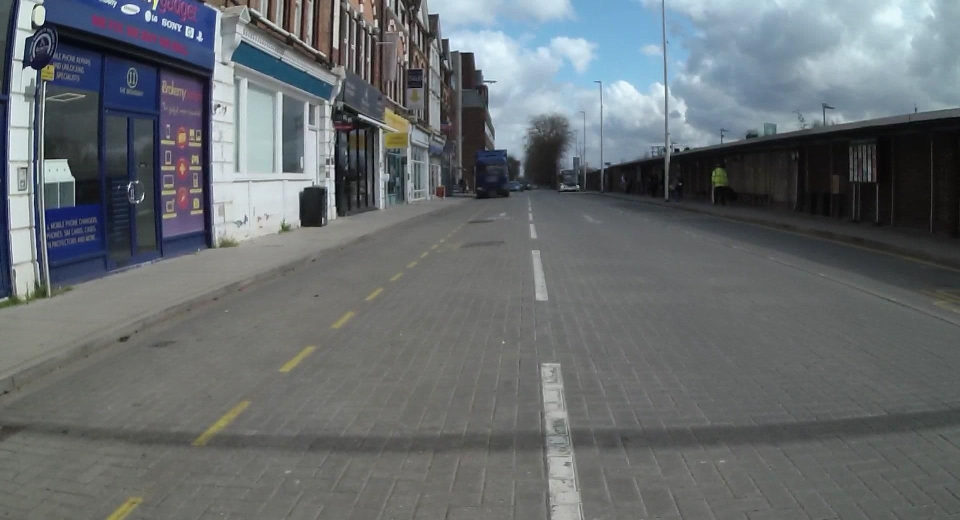 Street view near Inn on the Broadway, Woking — © jpennycook (CC BY-SA · Mapillary)