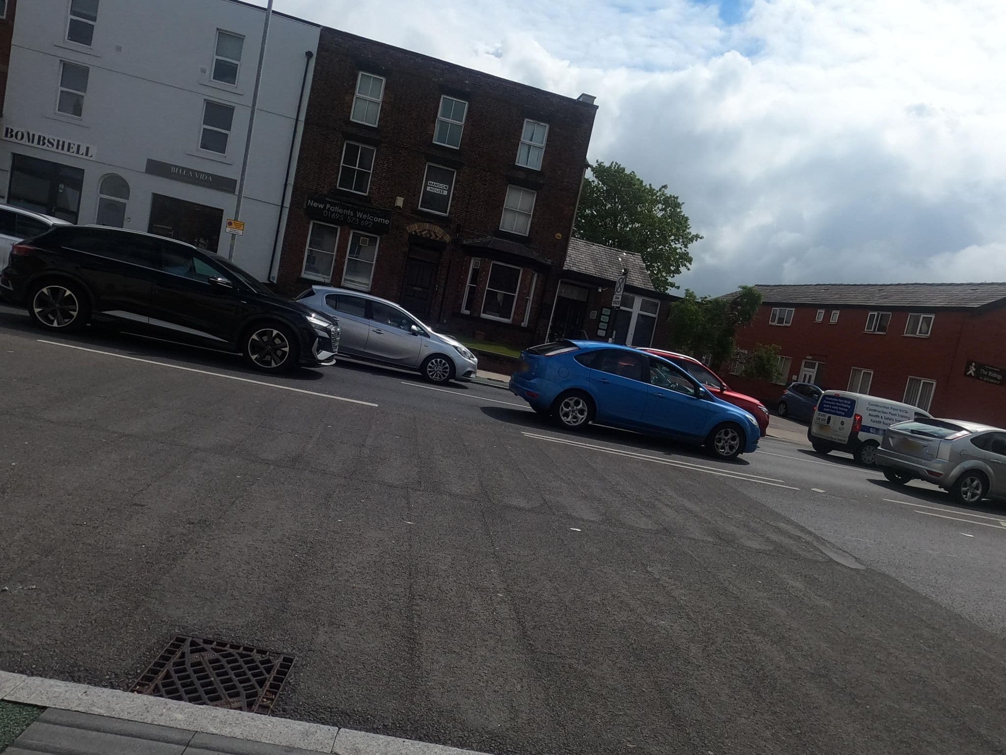 Street view near Cosmopolitan Student Homes, Ormskirk — © tonys999 (CC BY-SA · Mapillary)