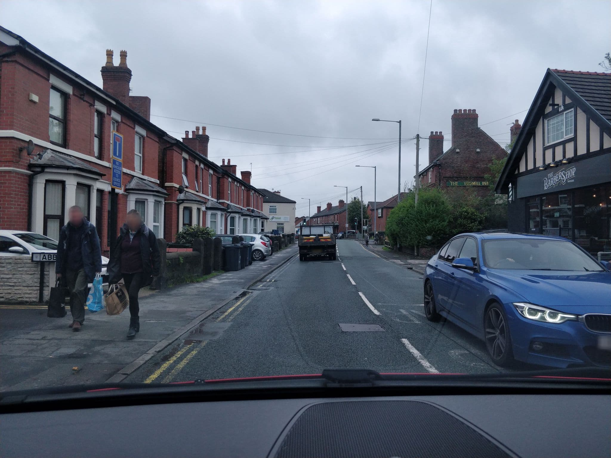 Street view near Om Ormskirk apartment., Ormskirk — © davidsong (CC BY-SA · Mapillary)