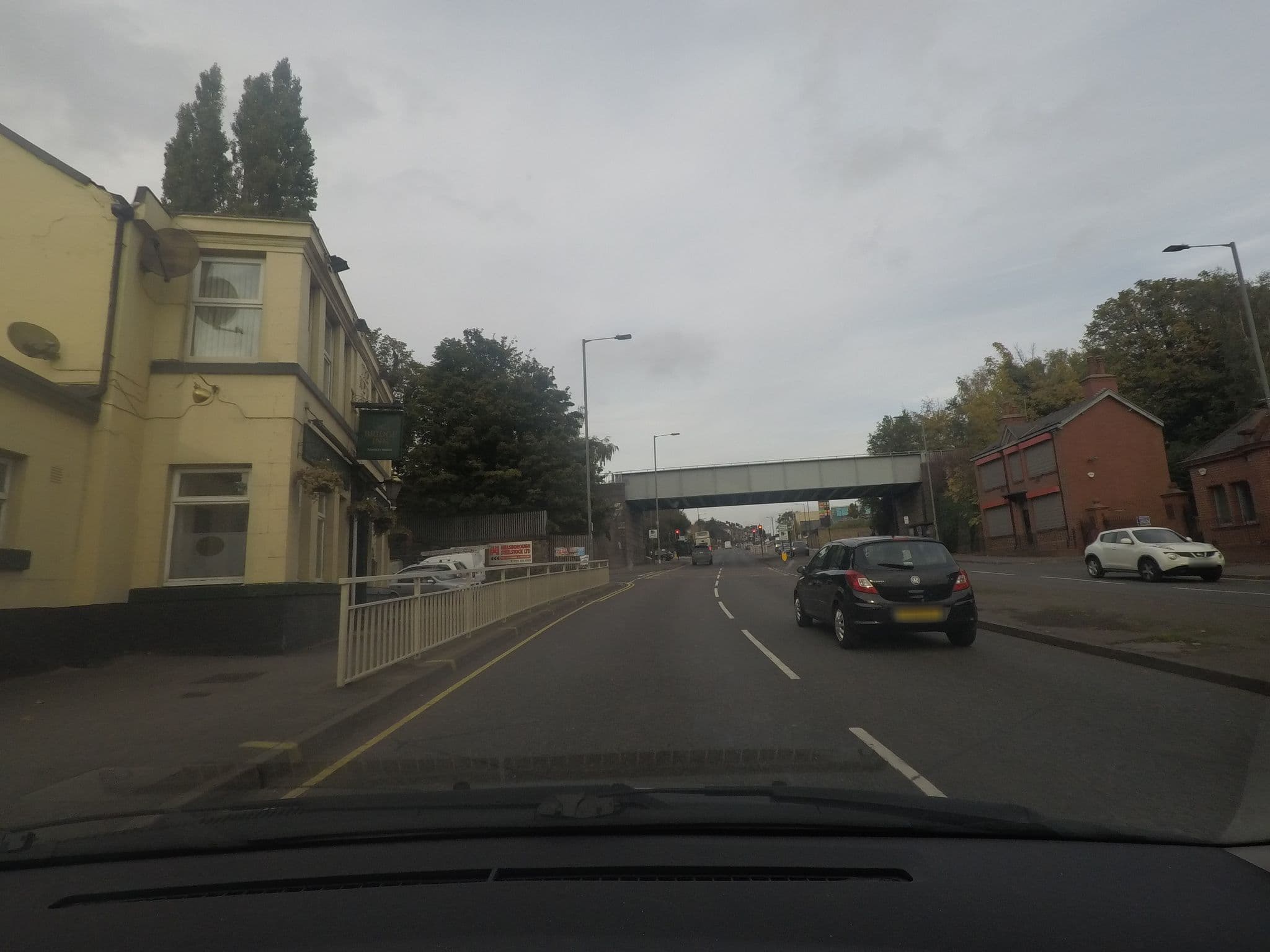 Street view near New Bridge Inn, Oughtibridge — © lamaar639 (CC BY-SA · Mapillary)