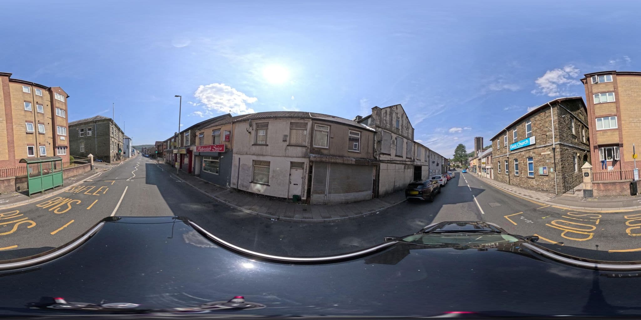 Street view near Queen`s Hotel, Pentre — © MarksMap (CC BY-SA · Mapillary)