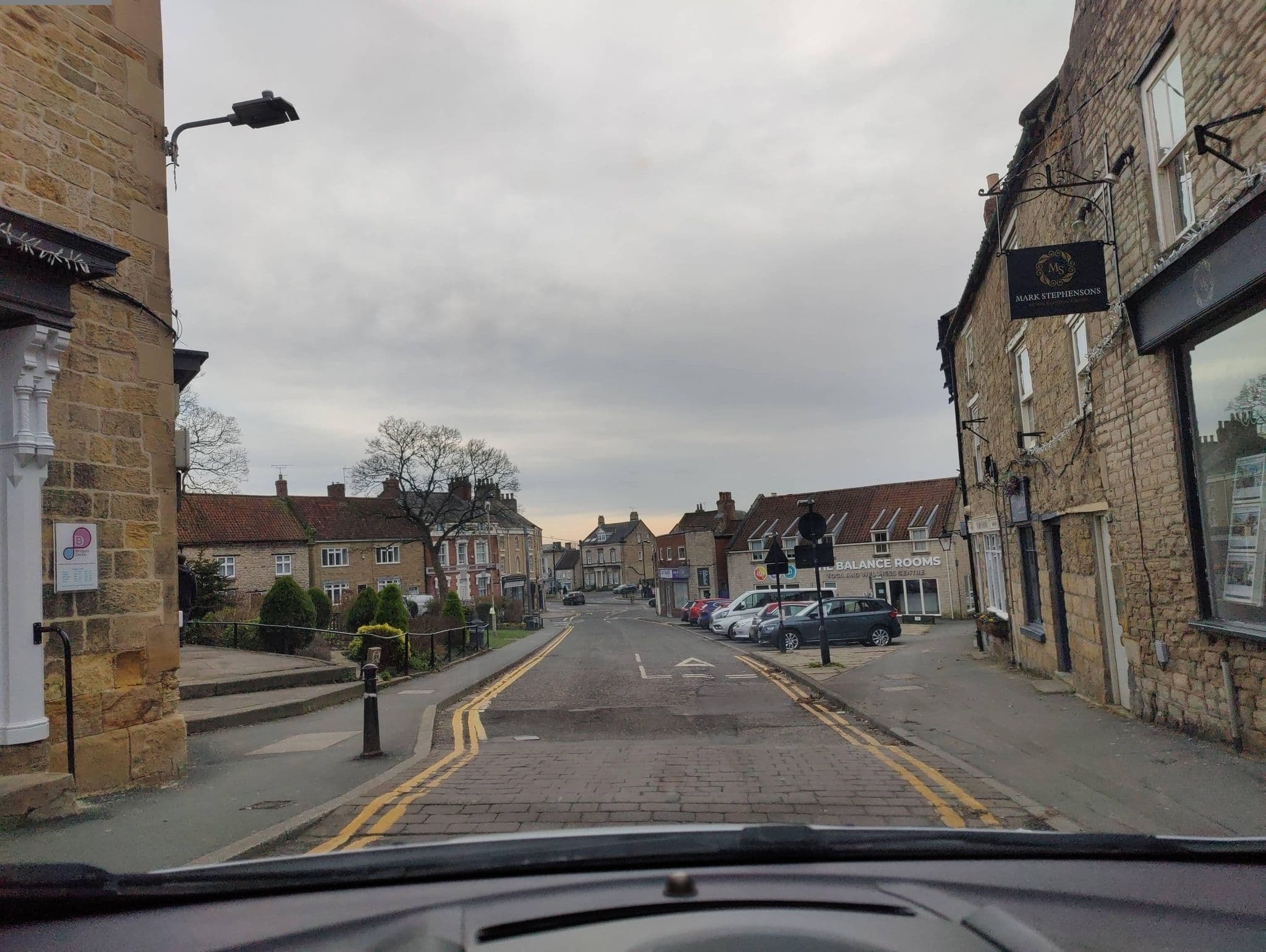 Street view near The Black Swan Coaching Inn Pickering - Hotel, Pickering — © aidan573 (CC BY-SA · Mapillary)