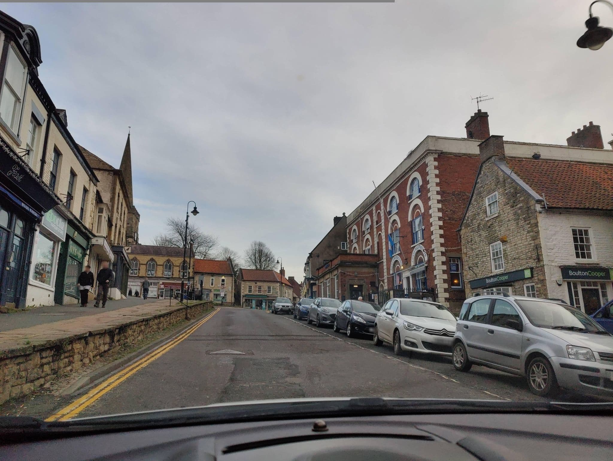Street view near The White Swan Inn, Pickering — © aidan573 (CC BY-SA · Mapillary)