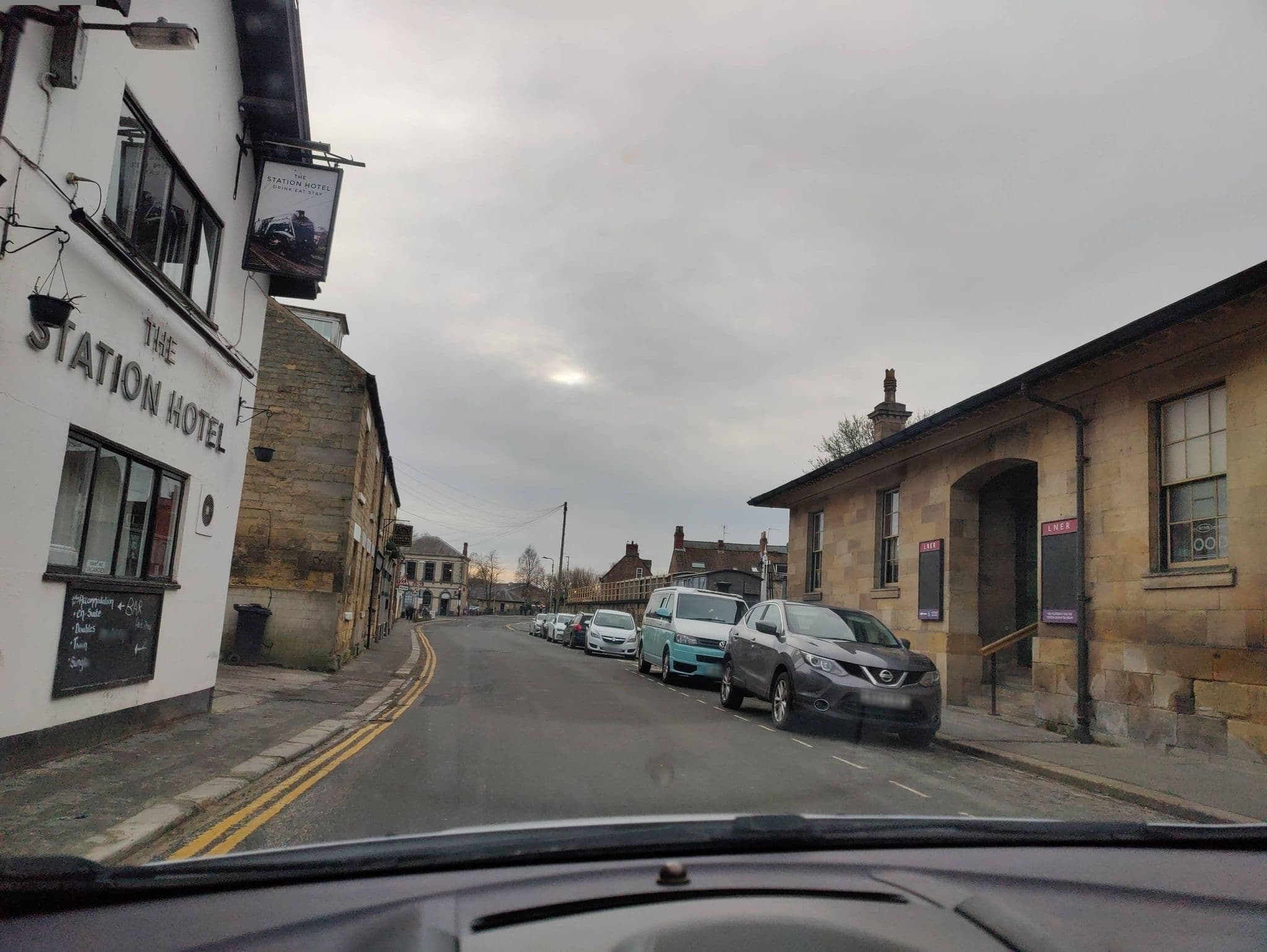 Street view near Station Hotel, Pickering — © aidan573 (CC BY-SA · Mapillary)