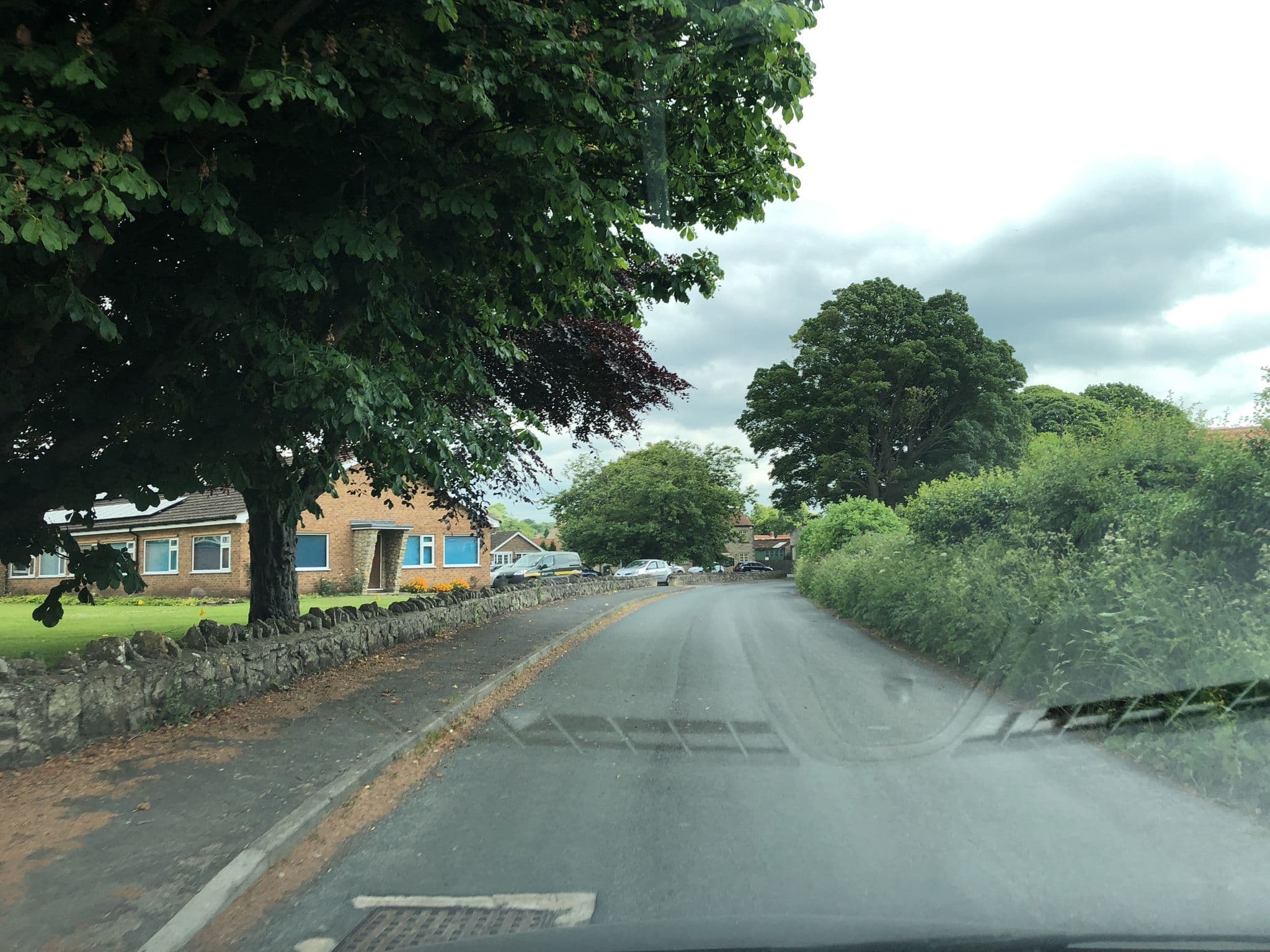 Street view near Apricot Lodge, Pickering — © locator (CC BY-SA · Mapillary)