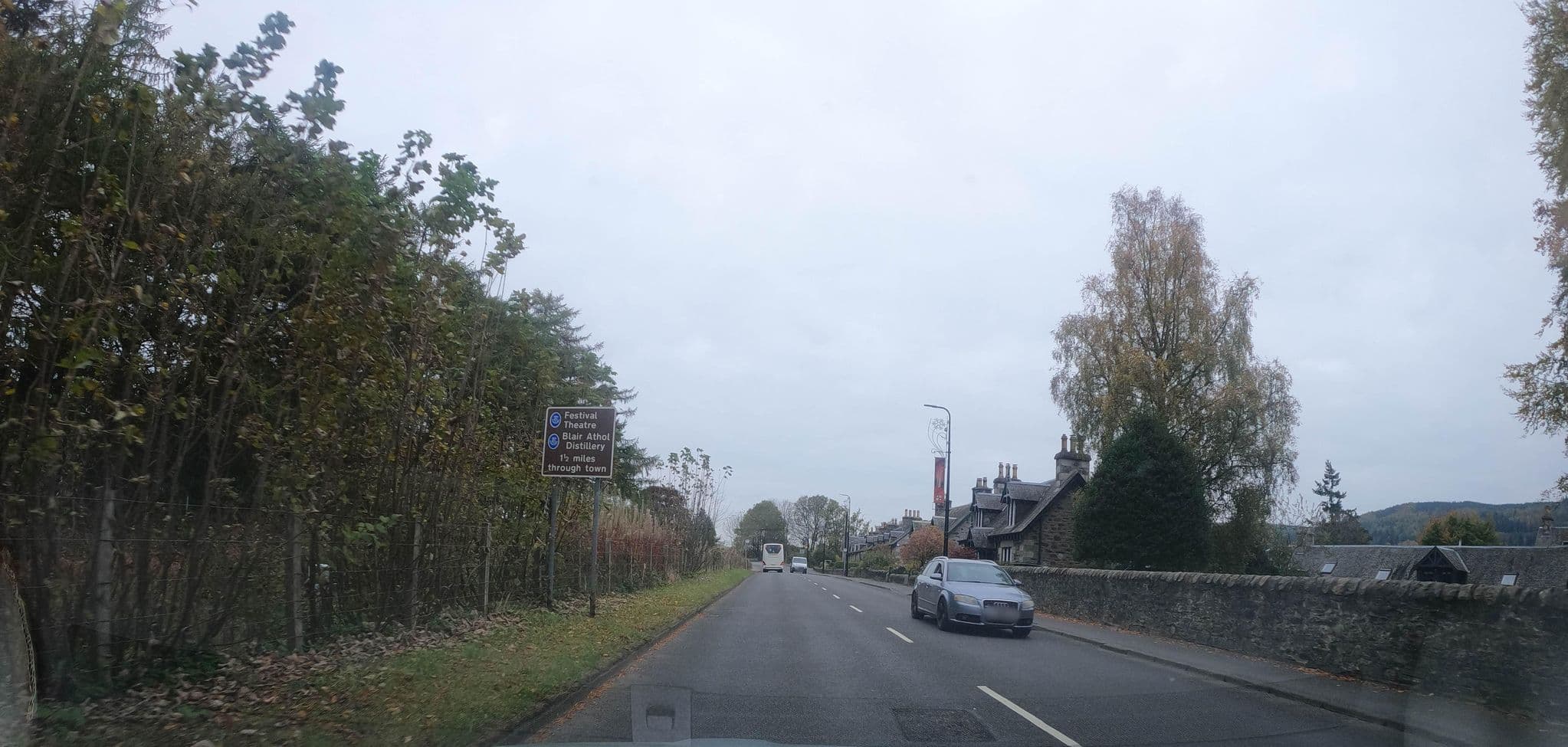 Street view near Craigatin House, Pitlochry — © hobgoblin (CC BY-SA · Mapillary)