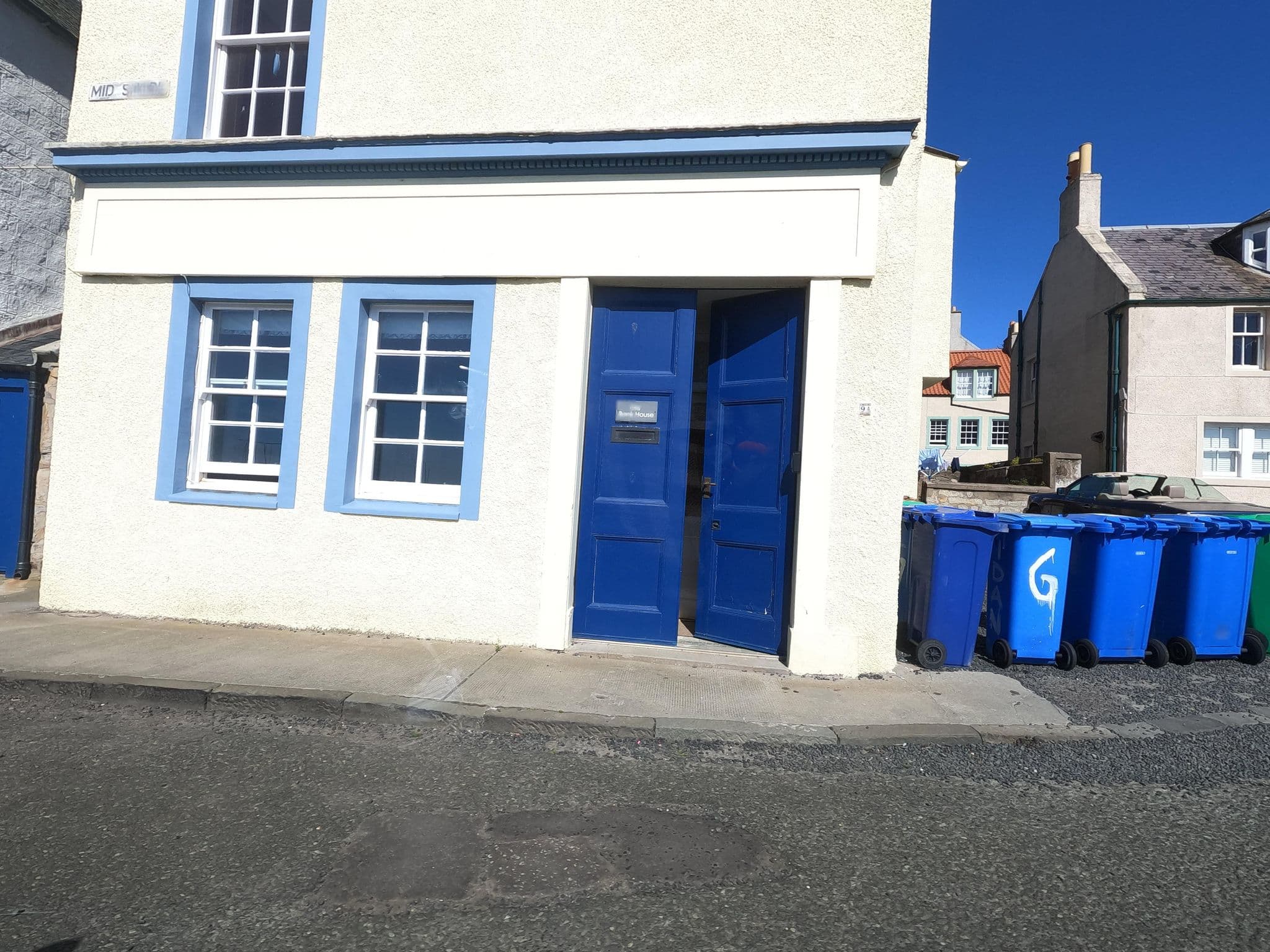 Street view near Grannies Harbour Bed & Breakfast, Saint Monans — © hobgoblin (CC BY-SA · Mapillary)