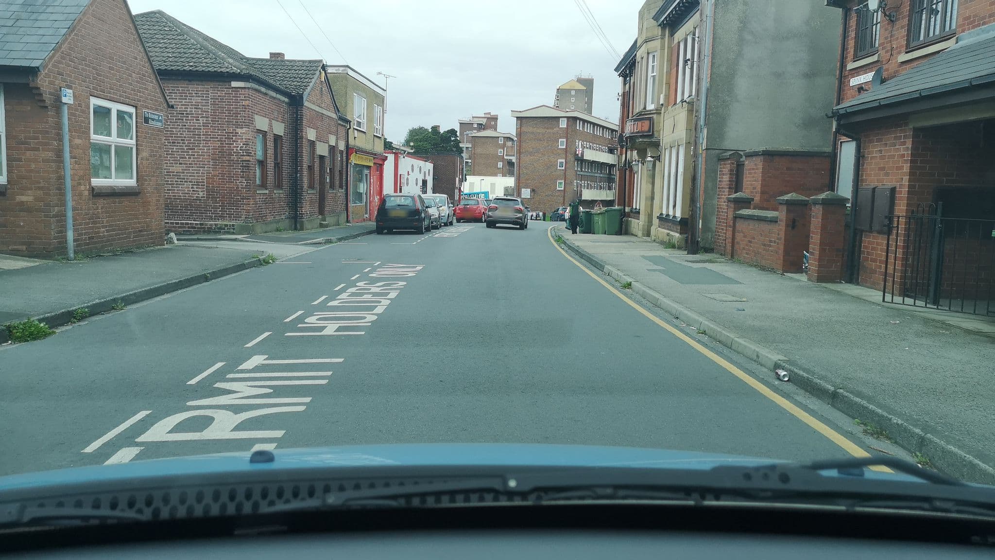 Street view near Old Castle Hotel, Pontefract — © cuttlebug (CC BY-SA · Mapillary)