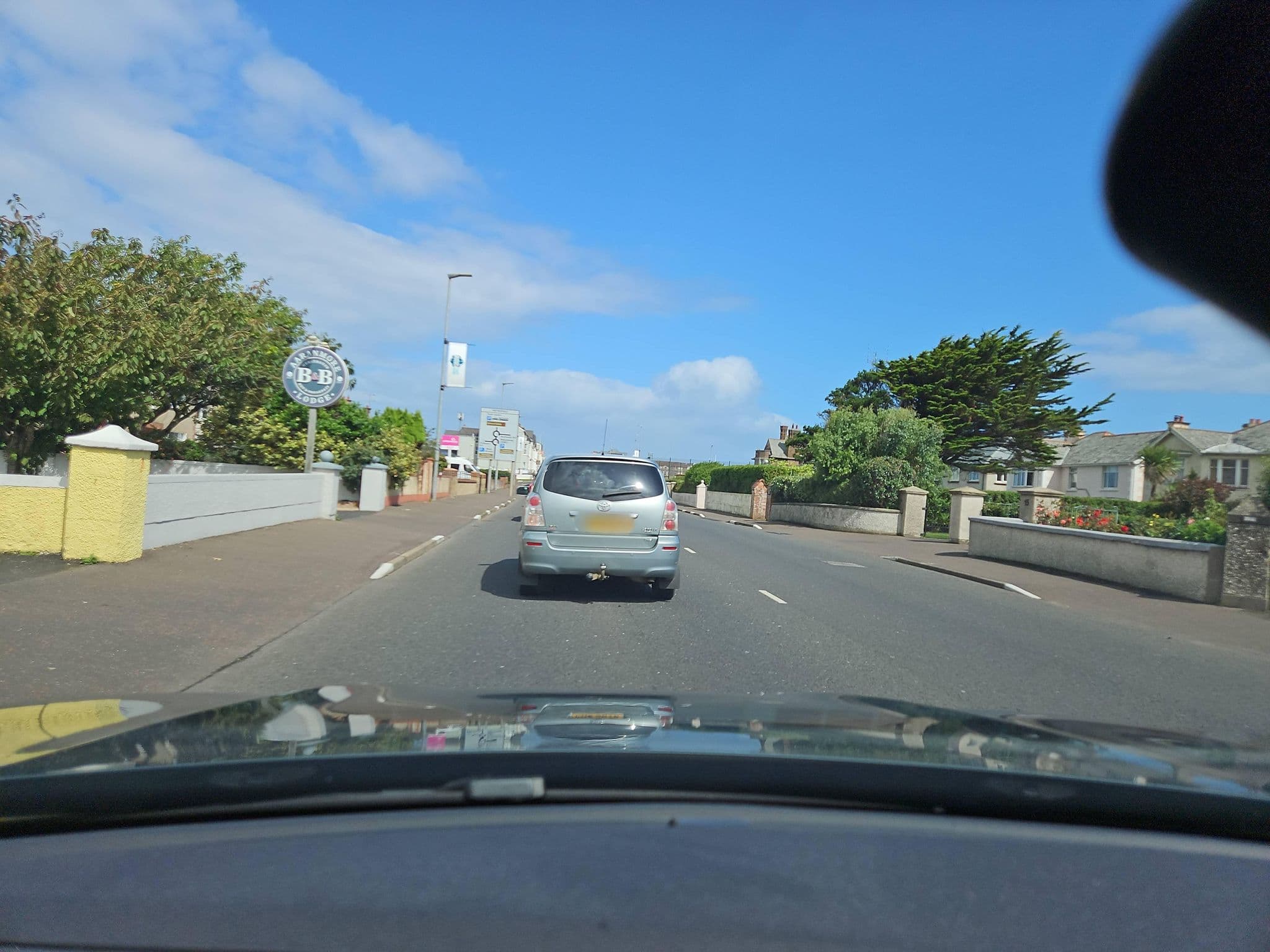 Street view near Aaranmore Lodge. B&B Portrush, Portrush — © toho (CC BY-SA · Mapillary)
