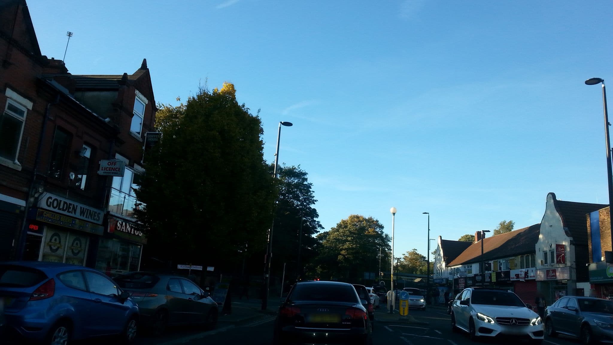 Street view near Crumpsall Hotel, Crumpsall — © adam2 (CC BY-SA · Mapillary)