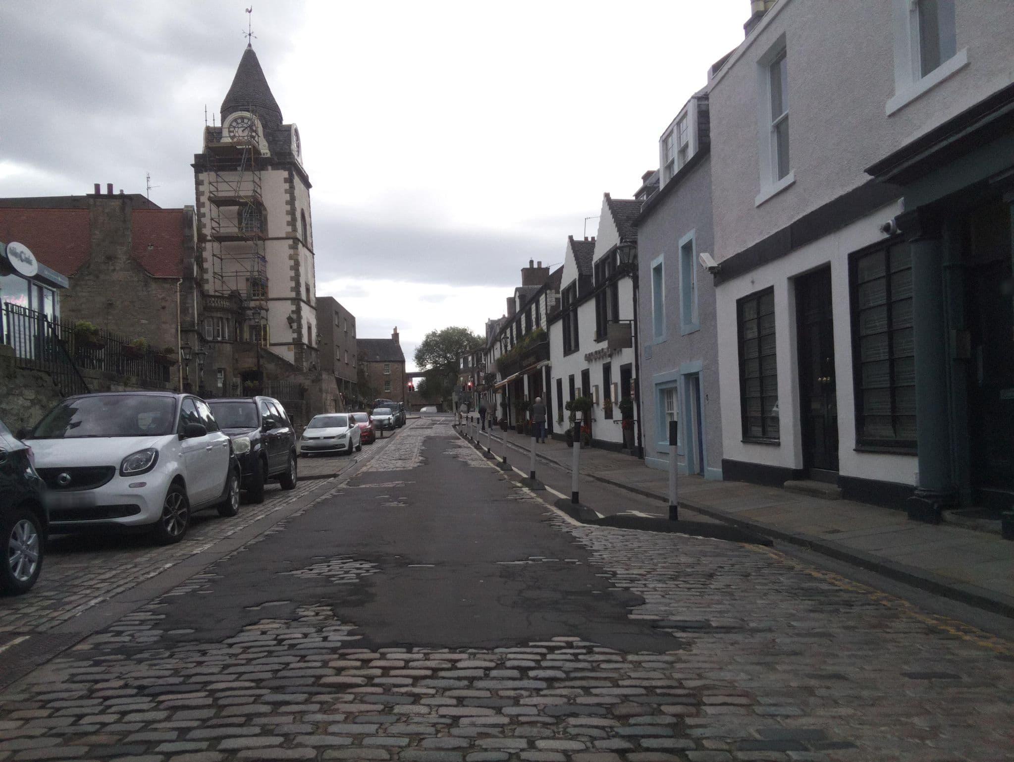 Street view near Orocco Pier Hotel, Queensferry — © southglos (CC BY-SA · Mapillary)