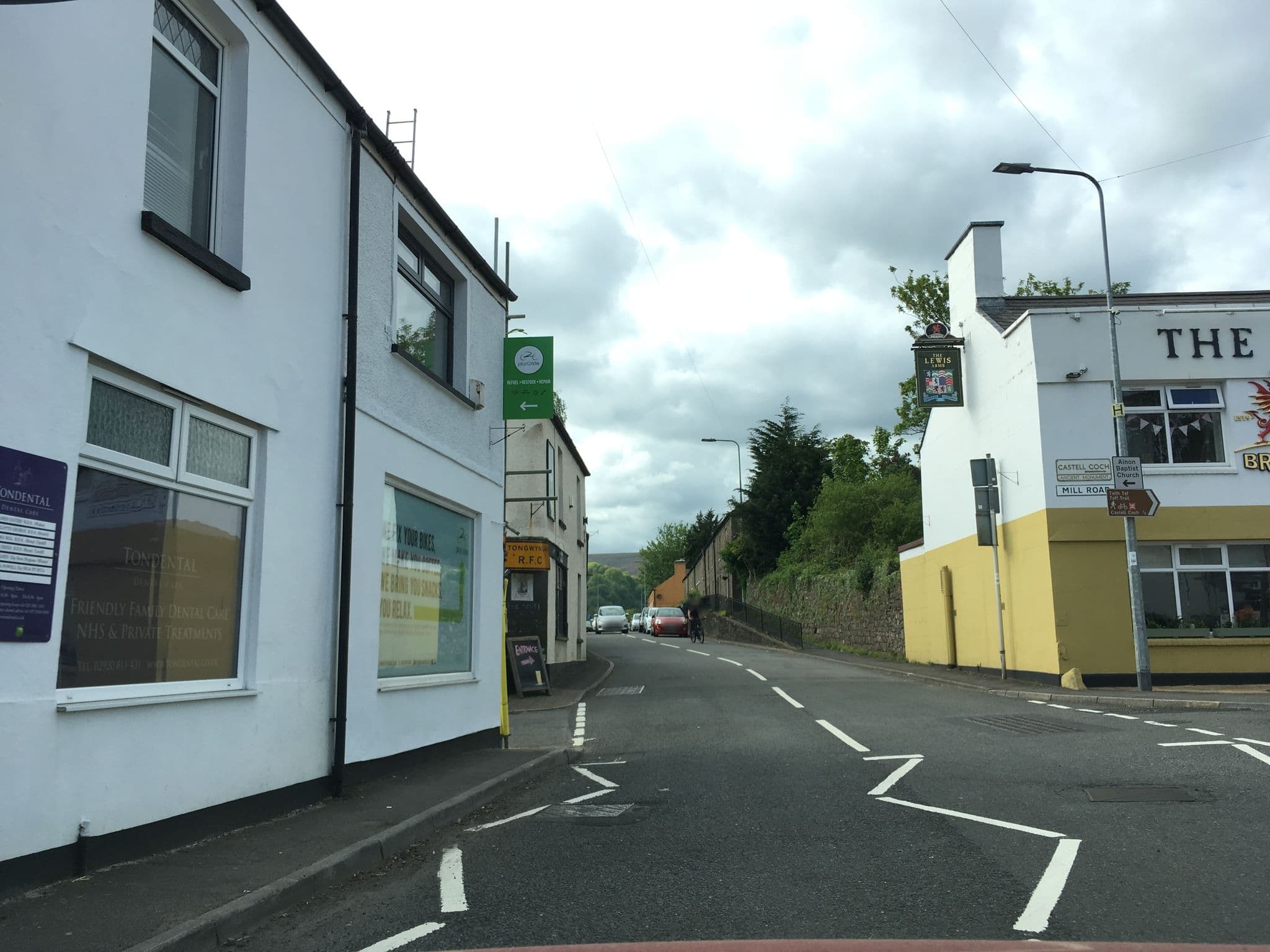 Street view near Lewis Arms Hotel, Radyr — © southglos (CC BY-SA · Mapillary)