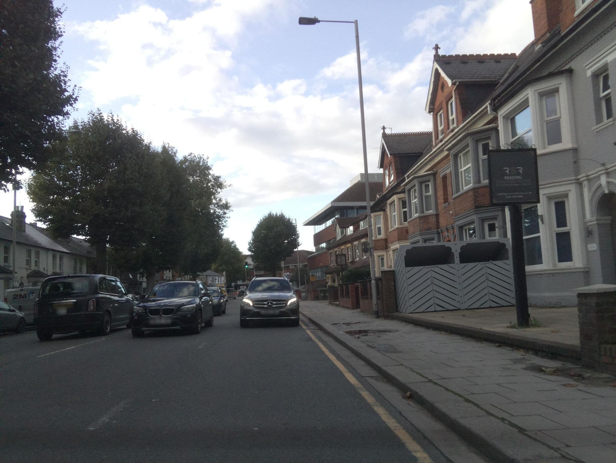 Street view near Reading Serviced Rooms, Reading — © southglos (CC BY-SA · Mapillary)