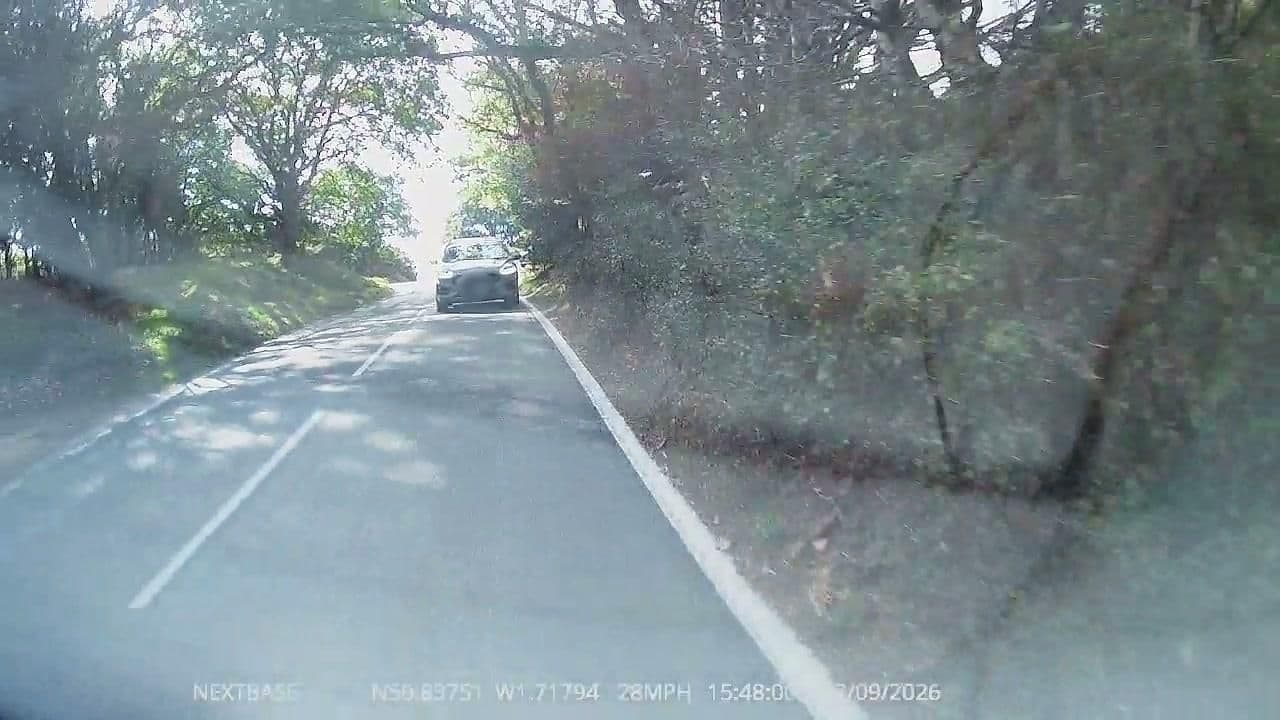 Street view near Castle Hill Guest House, Burley — © OrangeHurst97 (CC BY-SA · Mapillary)