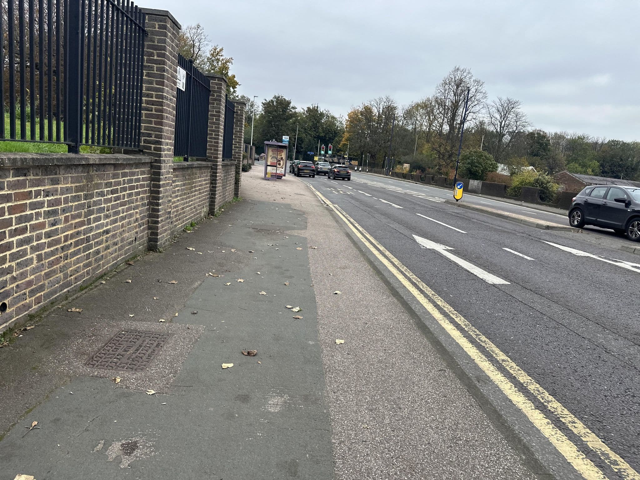 Street view near King Charles Hotel, Gillingham — © mapper42 (CC BY-SA · Mapillary)